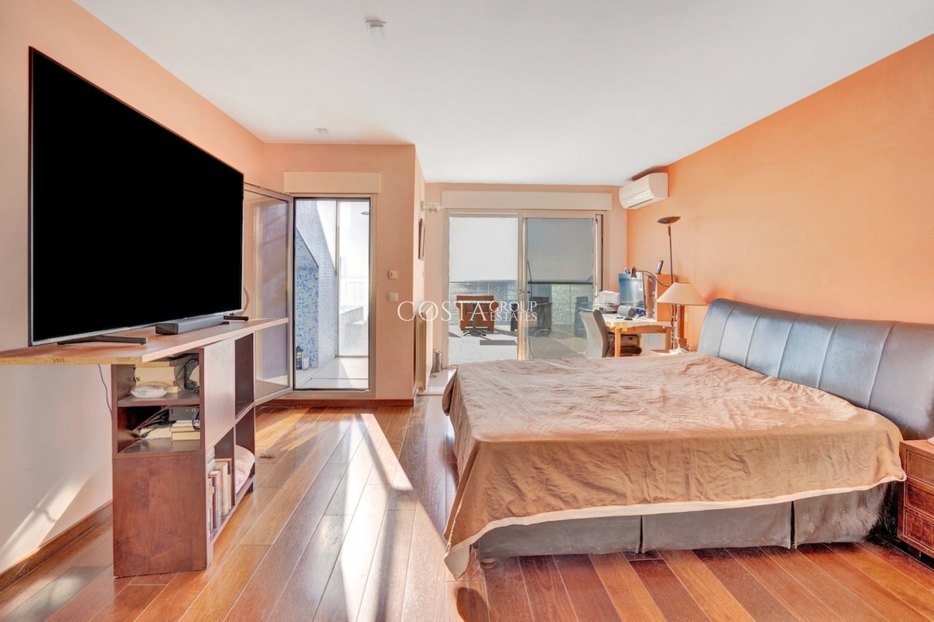 Resale - Villa -
Calpe - Les Bassetes