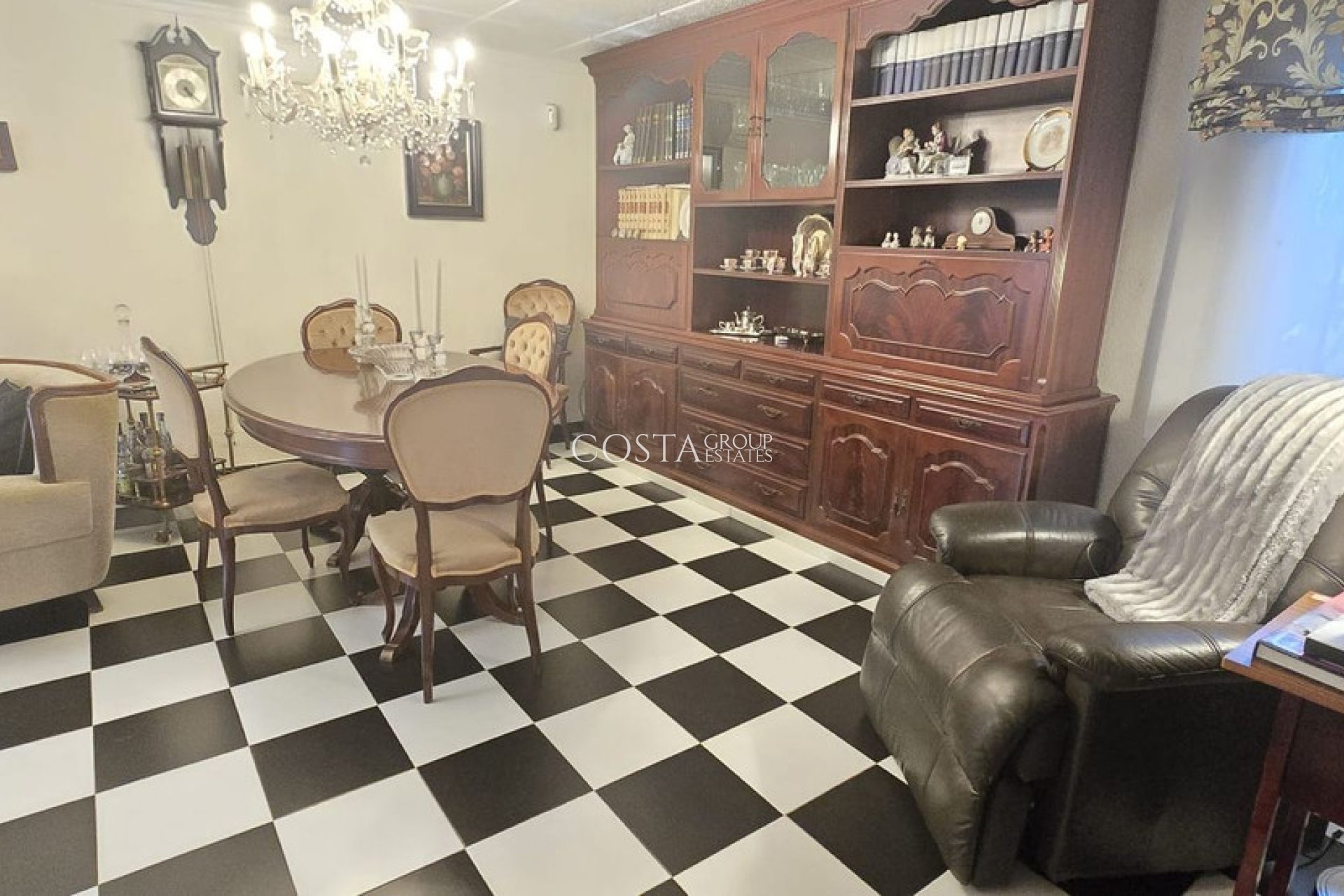 Resale - Villa -
Cartagena - El Algar