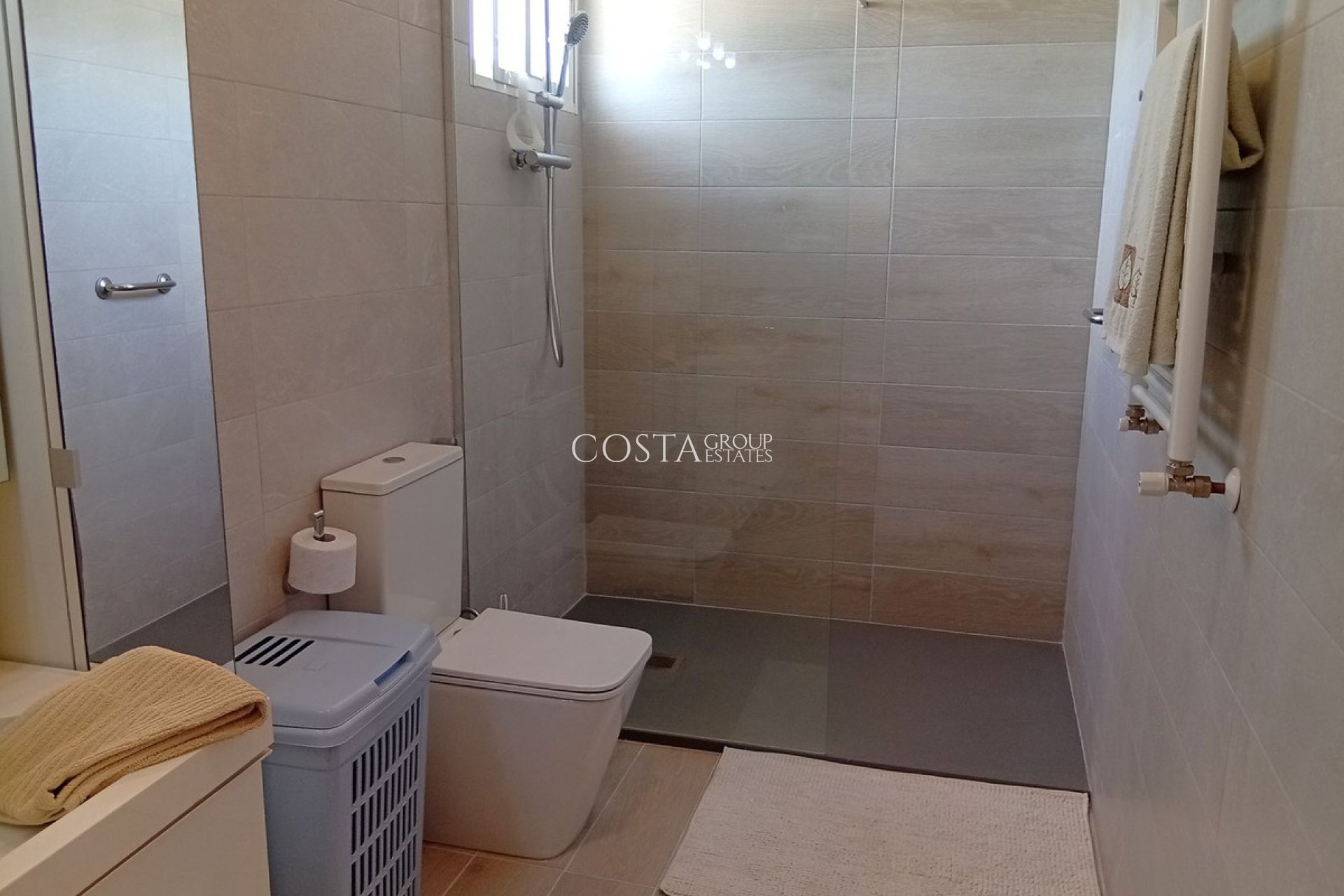 Resale - Villa -
Catral - Catral Centro