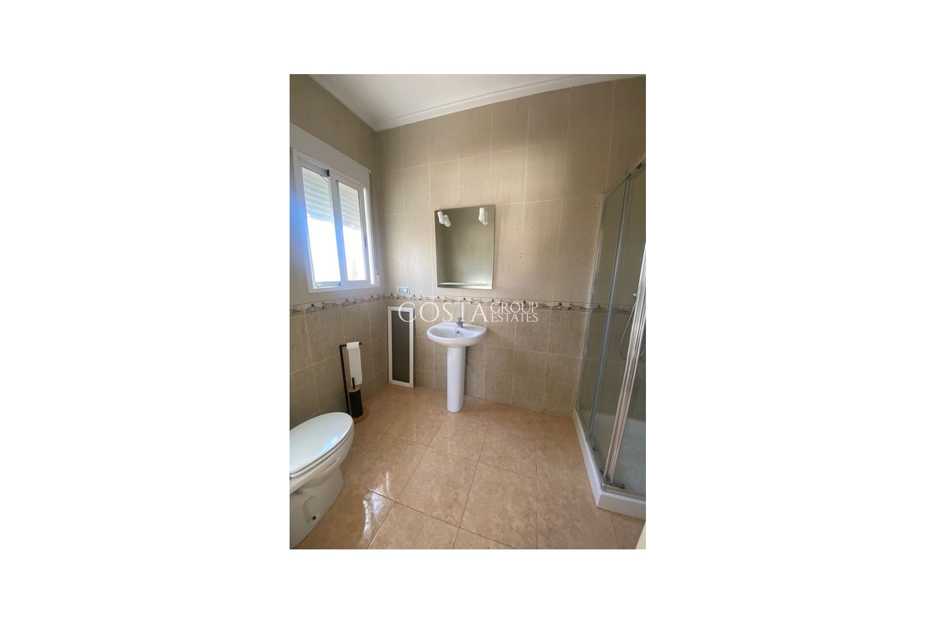 Resale - Villa -
Catral - Catral Centro