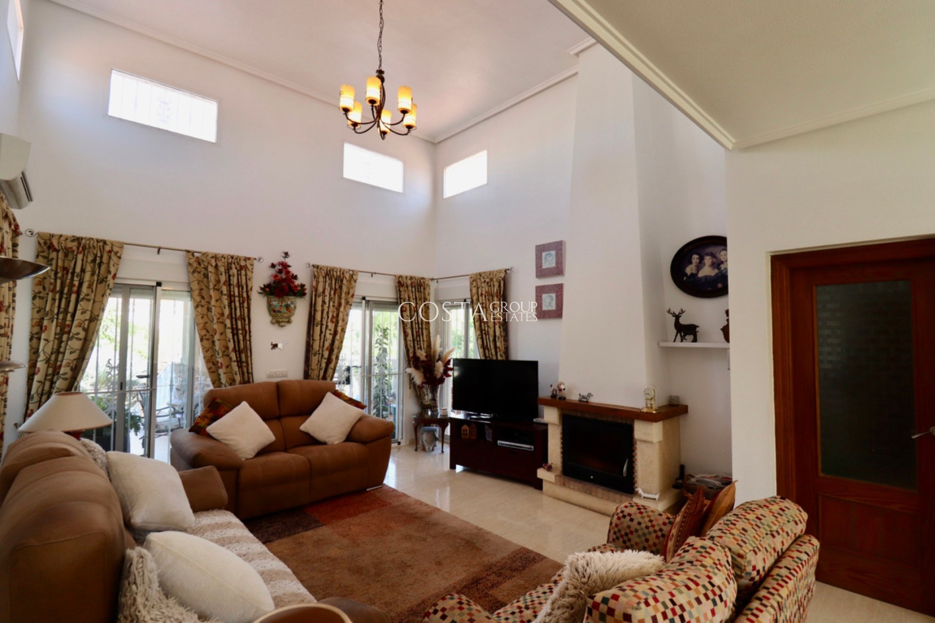 Resale - Villa -
Catral - Catral Centro