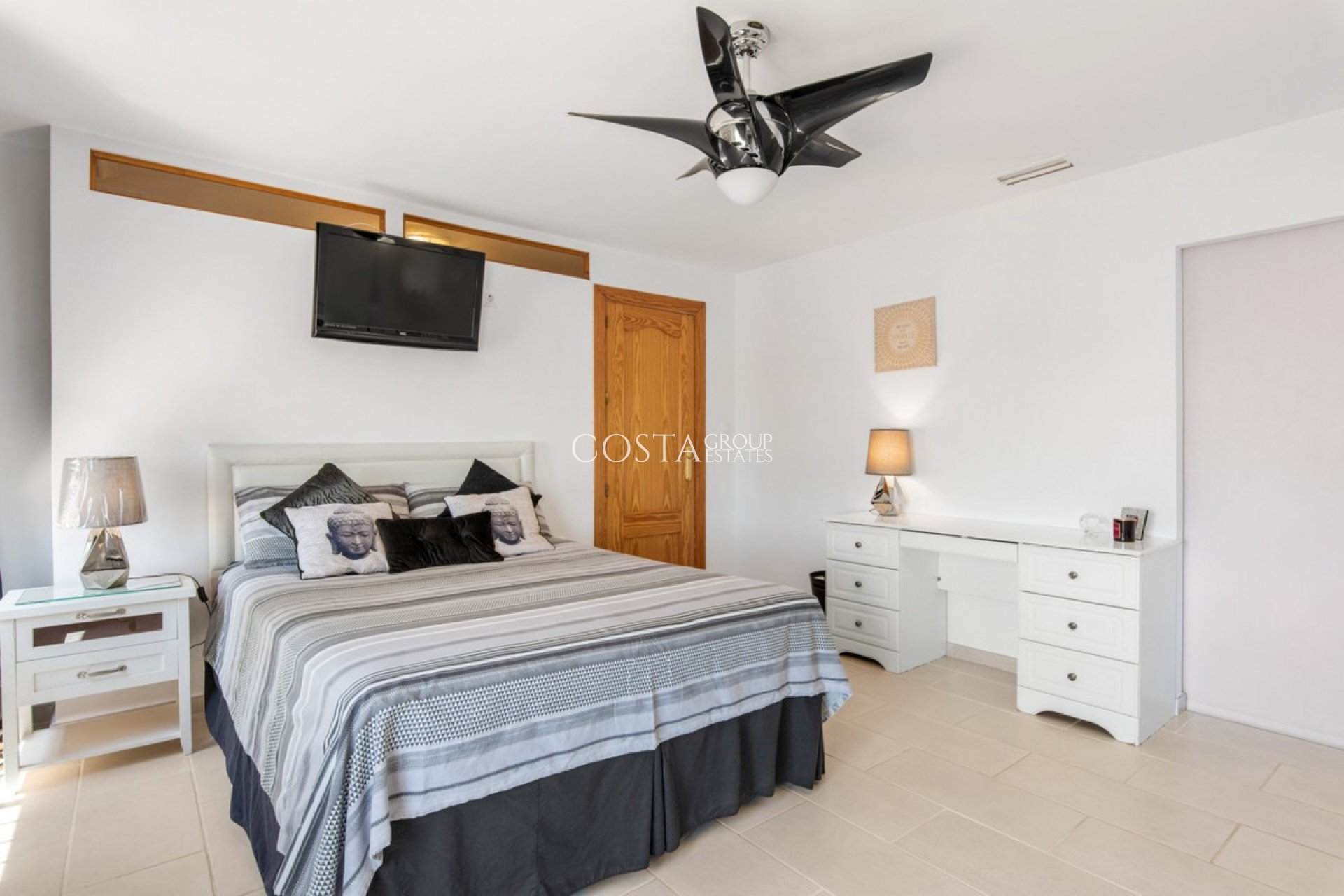 Resale - Villa -
Catral - Catral Centro