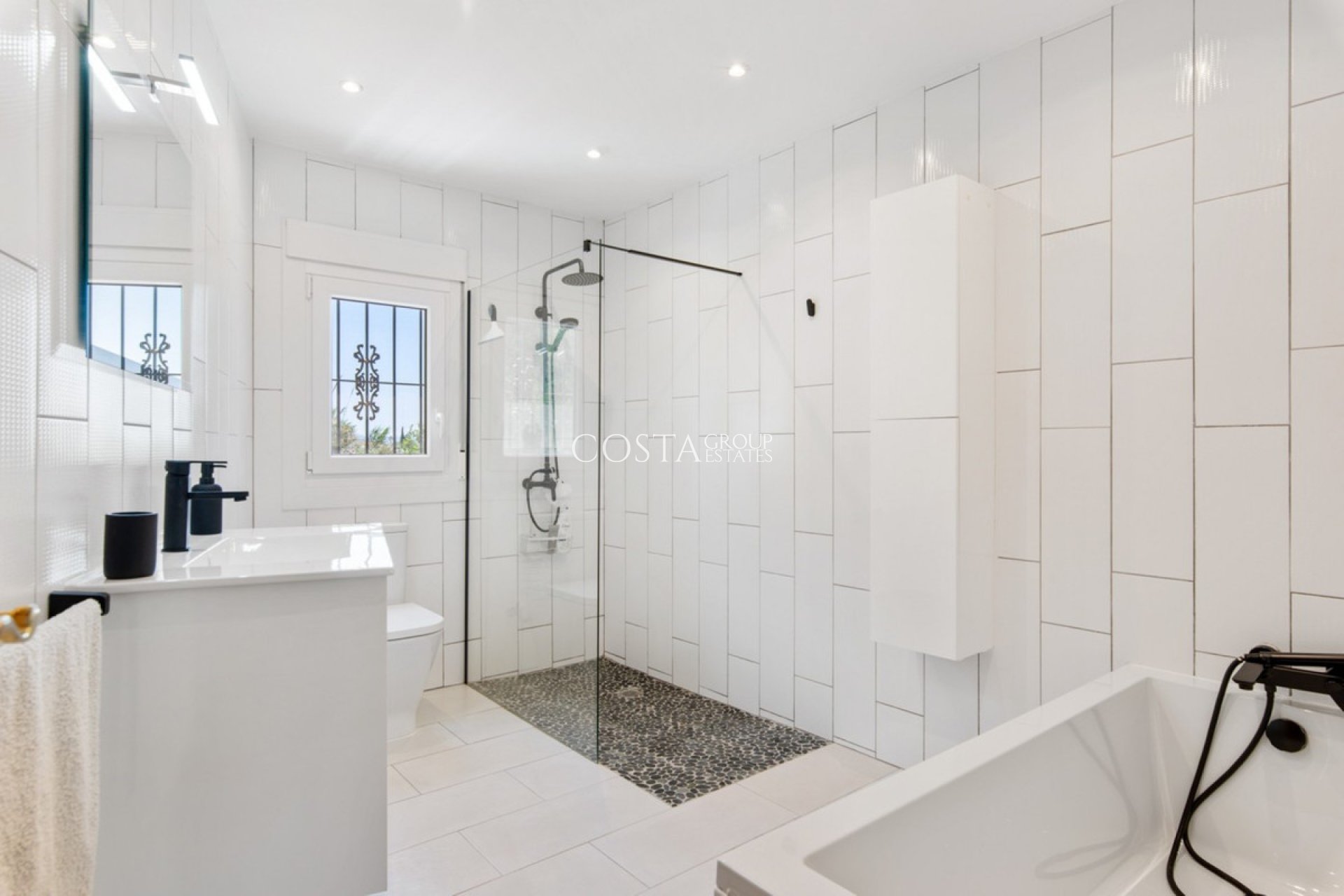 Resale - Villa -
Catral - Catral Centro