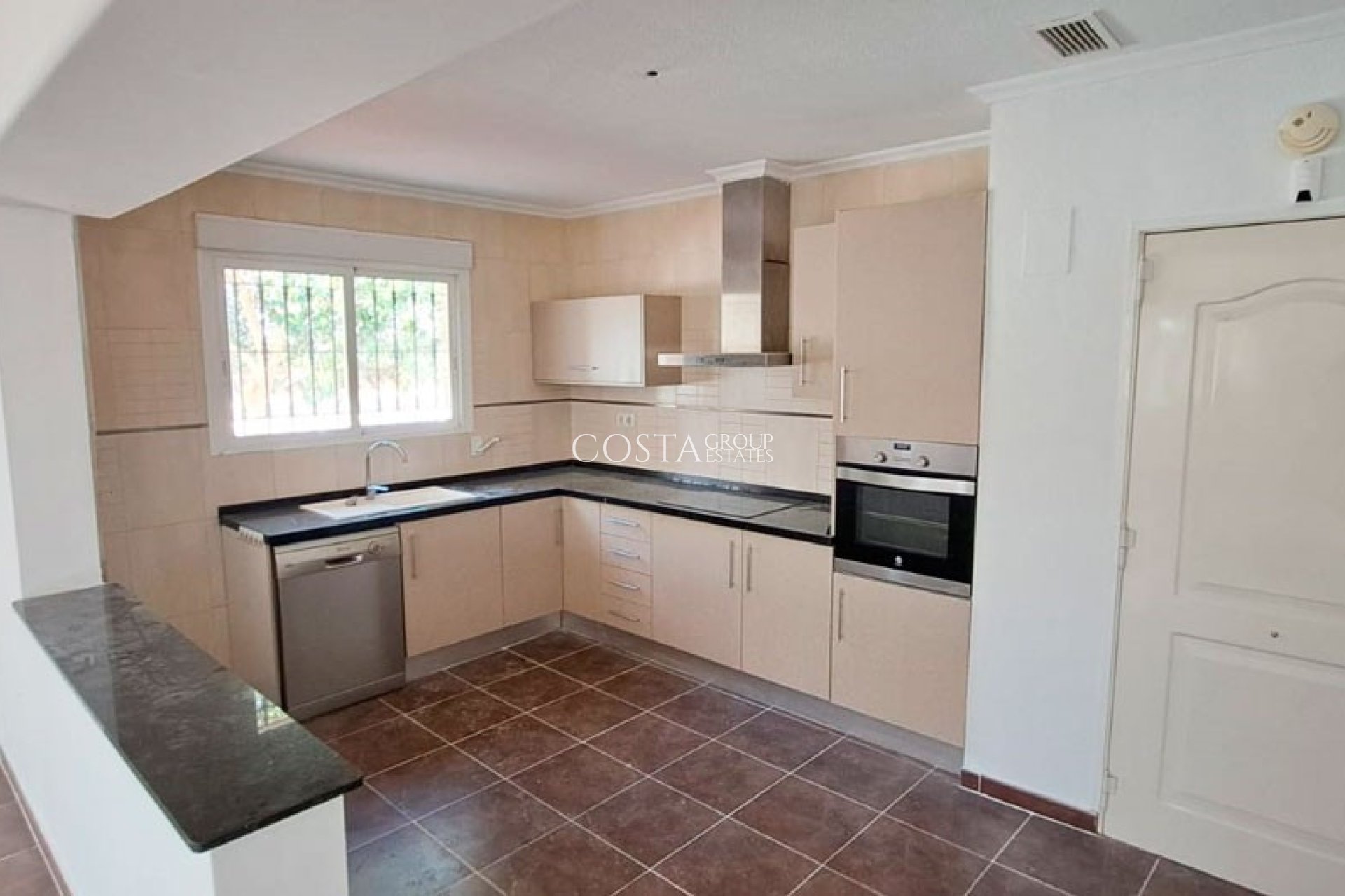 Resale - Villa -
Catral - Catral Centro