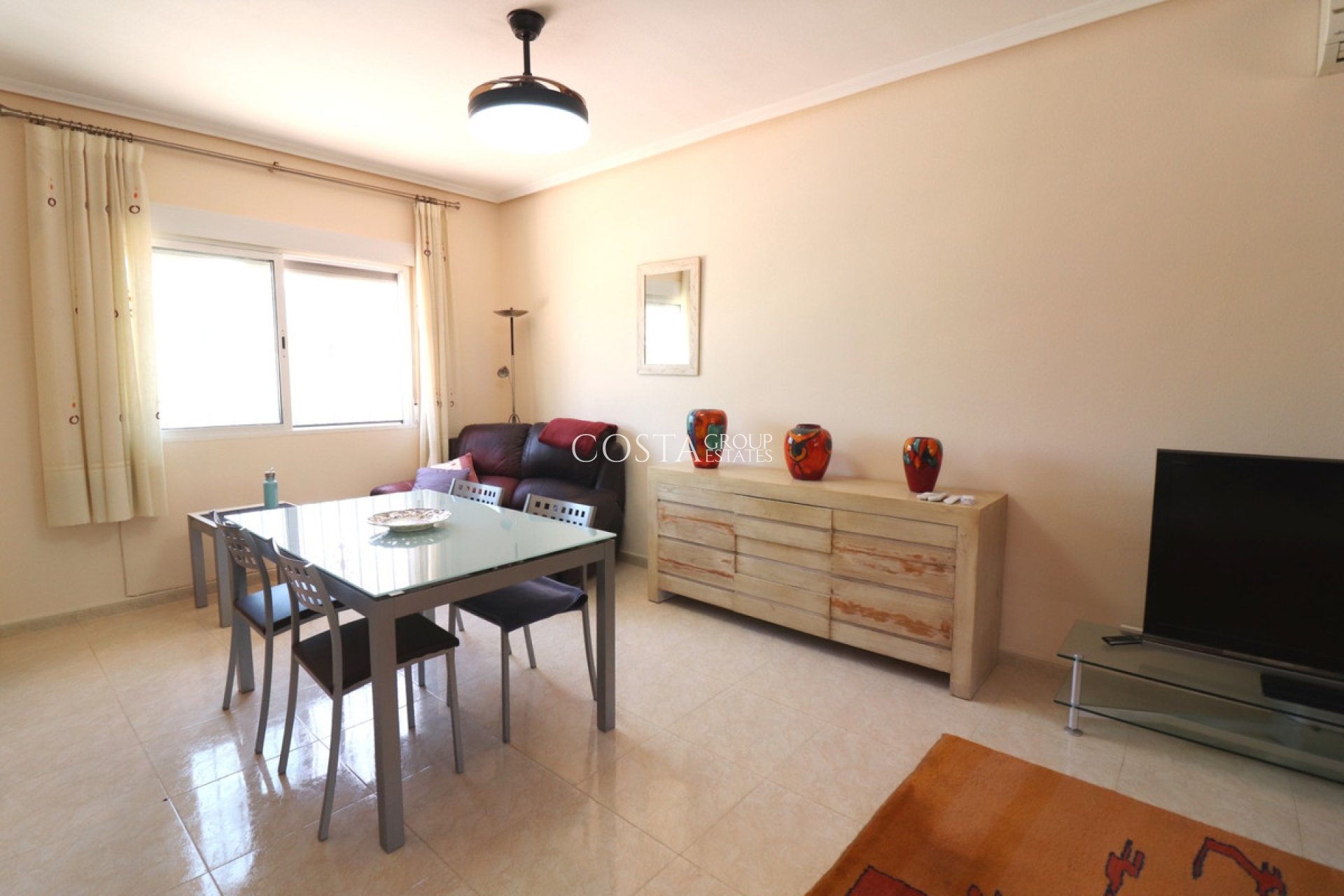 Resale - Villa -
Catral - Catral Centro