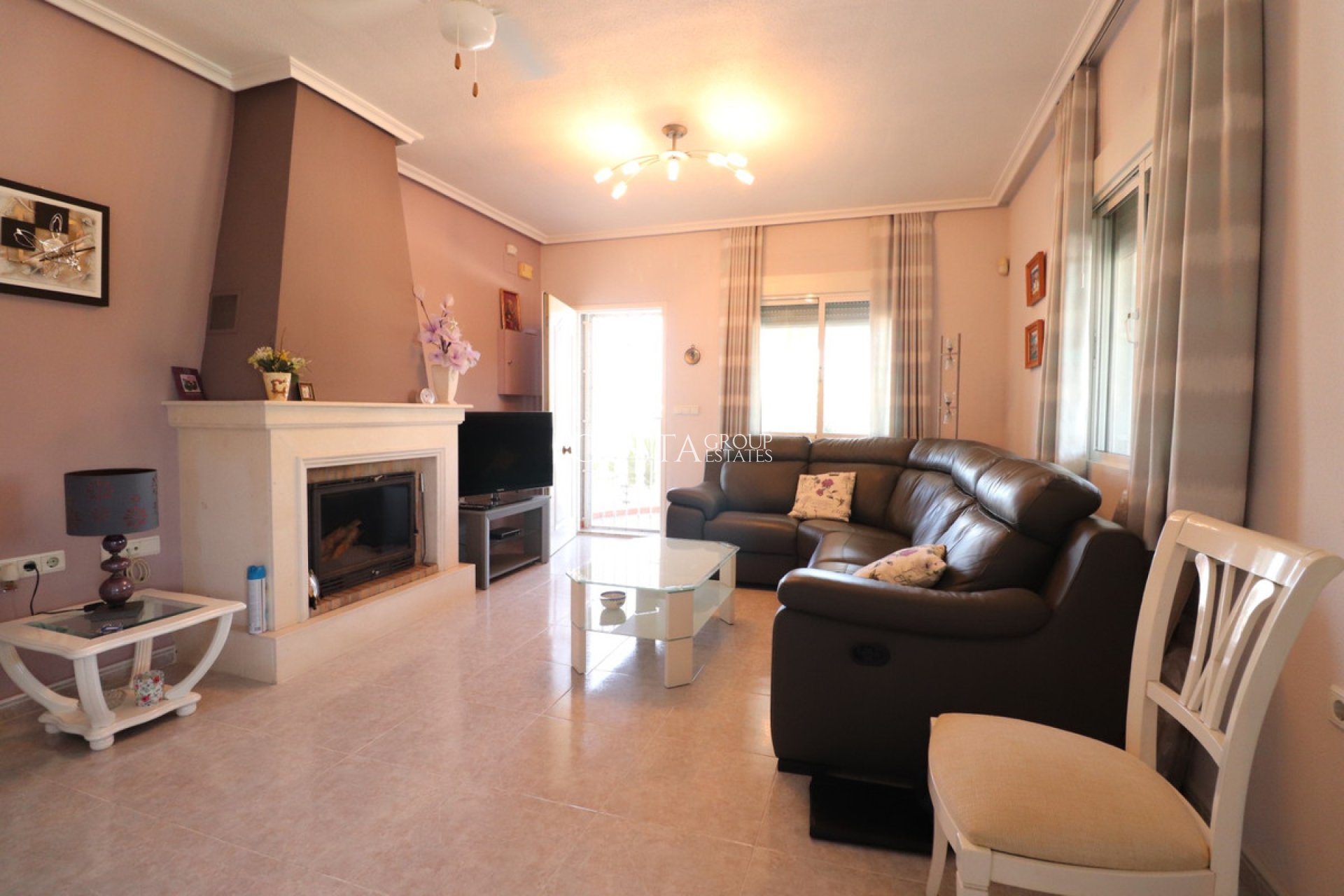 Resale - Villa -
Catral - Catral Centro