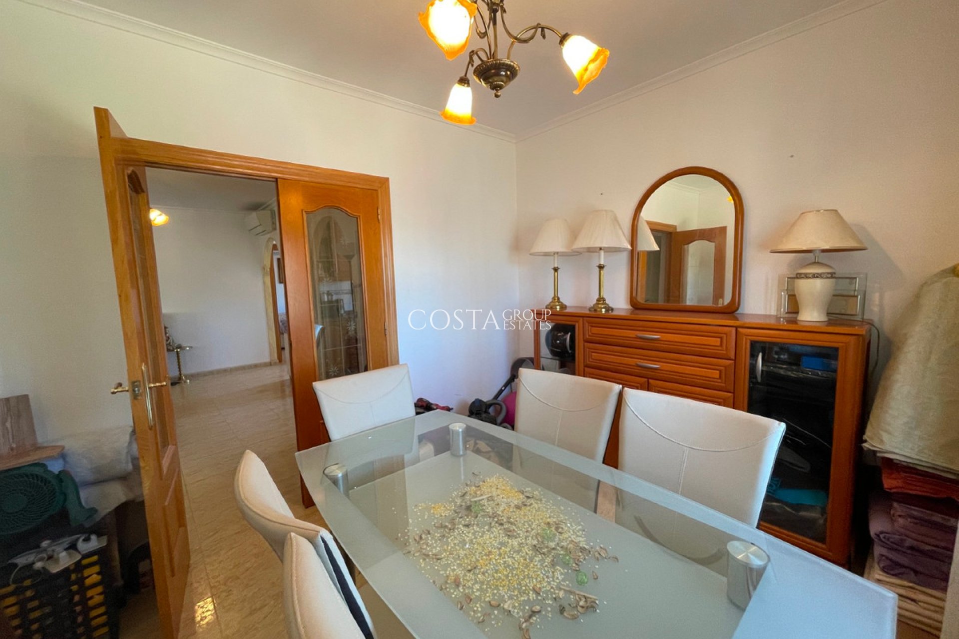 Resale - Villa -
Catral - Catral Centro