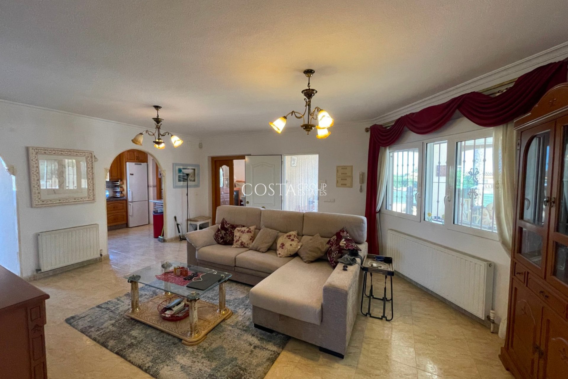 Resale - Villa -
Catral - Catral Centro