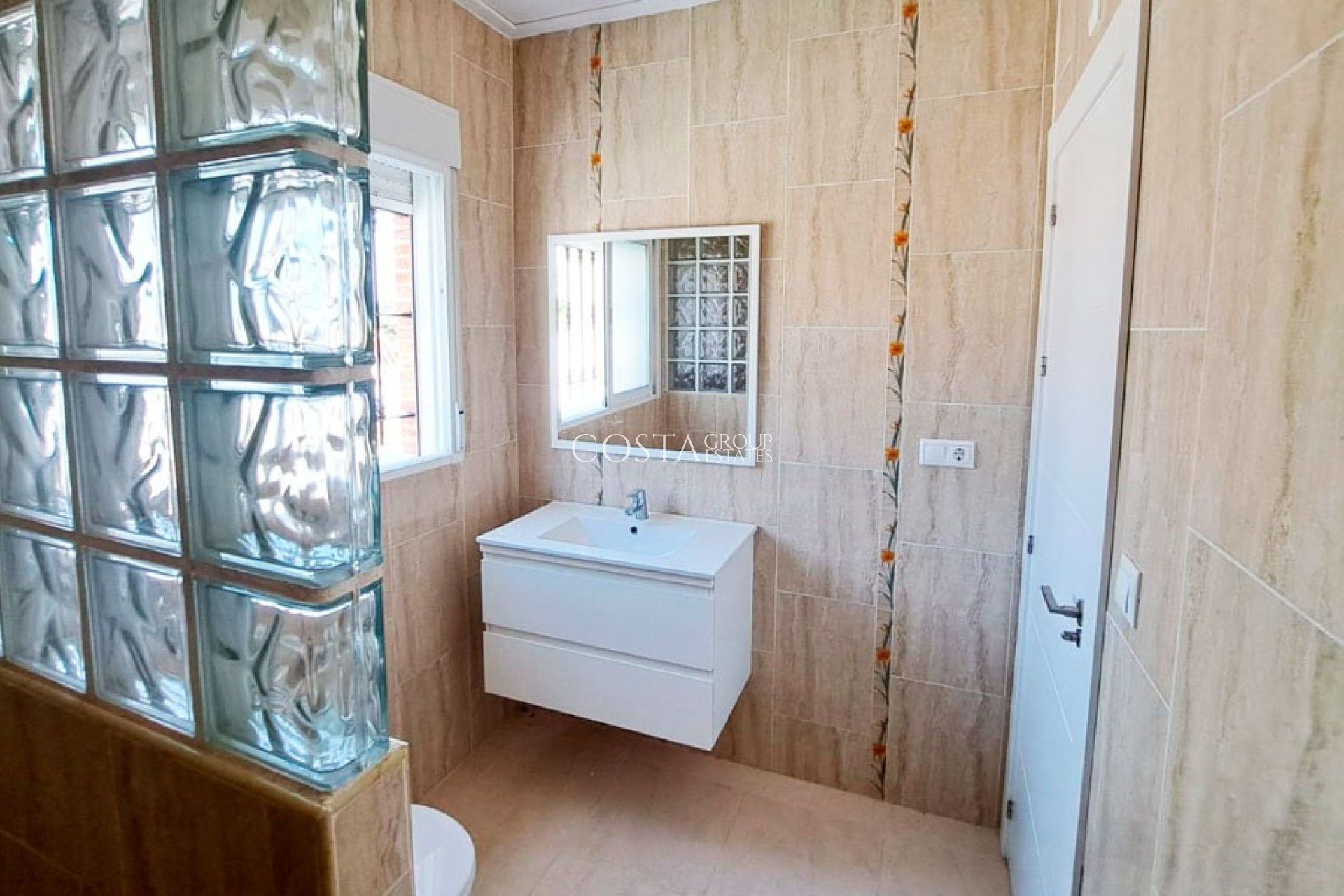 Resale - Villa -
Catral - Catral - Country