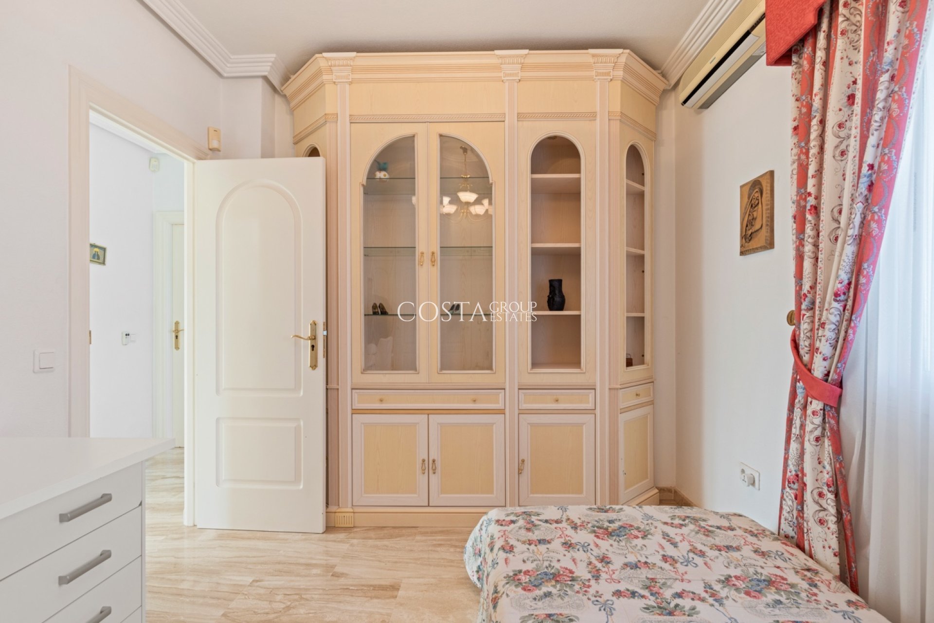 Resale - Villa -
Ciudad Quesada - Doña Pepa