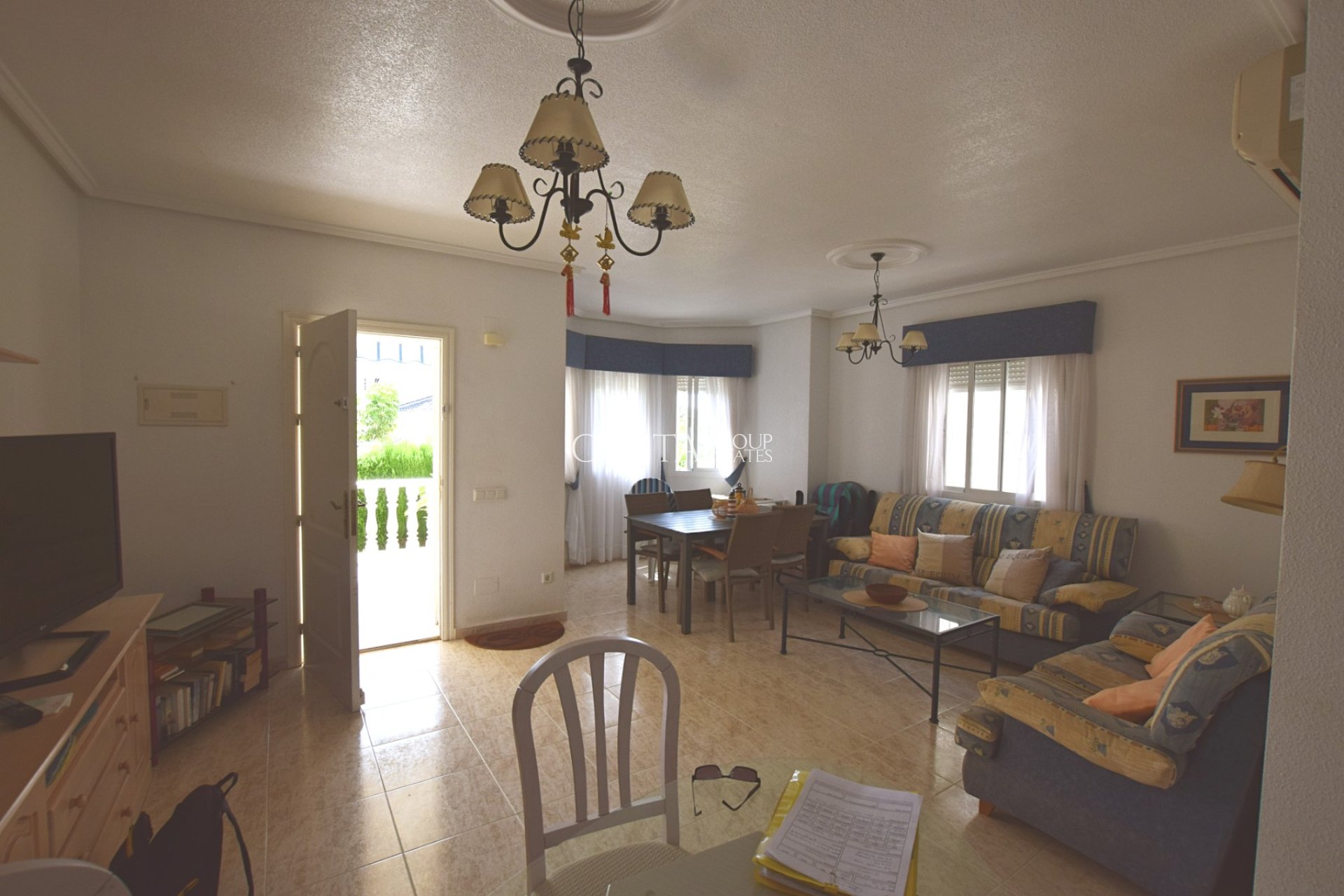 Resale - Villa -
Ciudad Quesada - La Fiesta