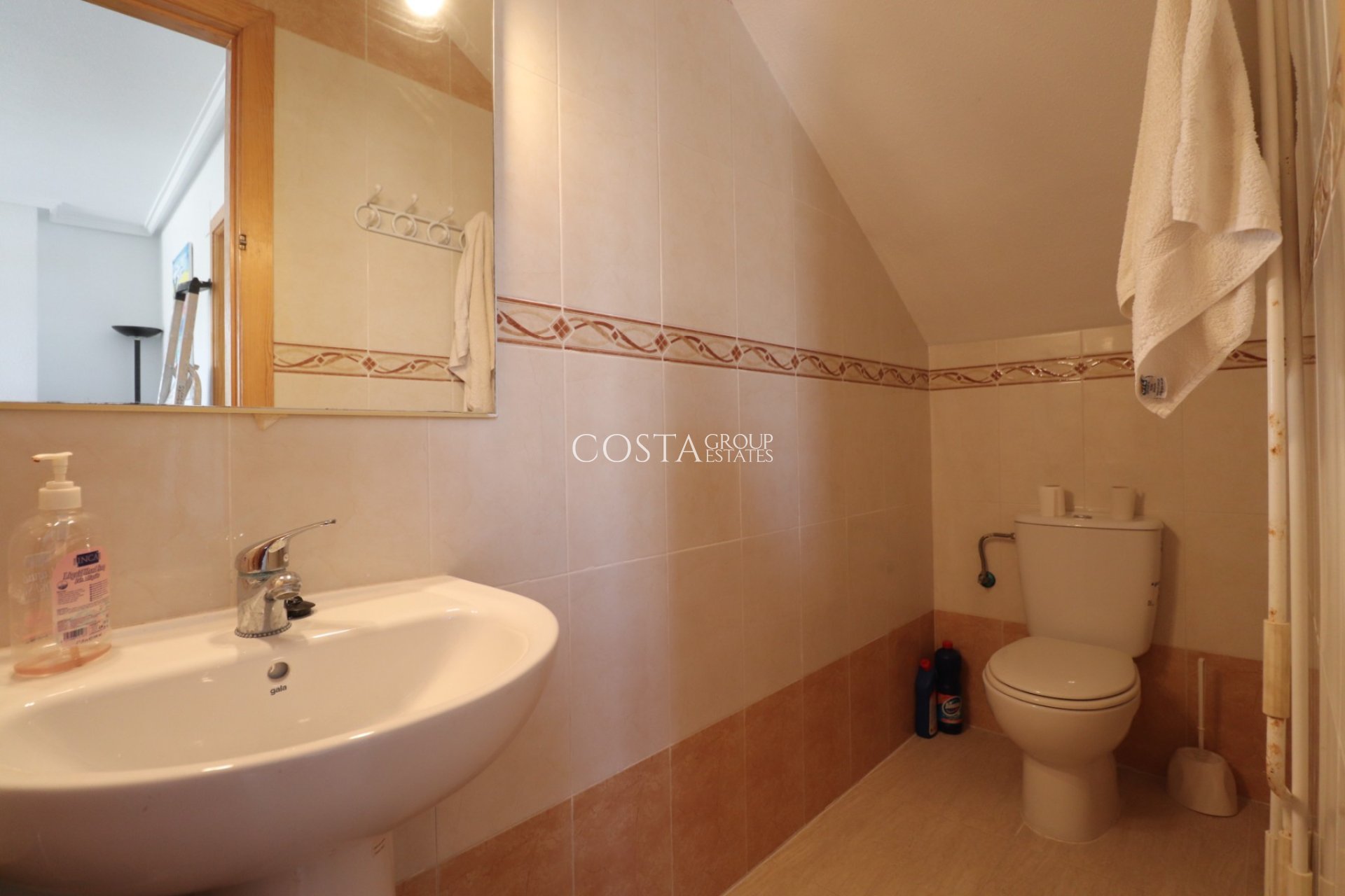 Resale - Villa -
Ciudad Quesada - Lo Marabú