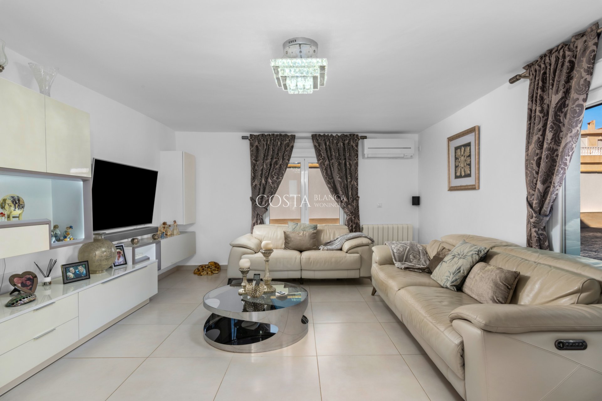 Resale - Villa -
Ciudad Quesada - Rojales