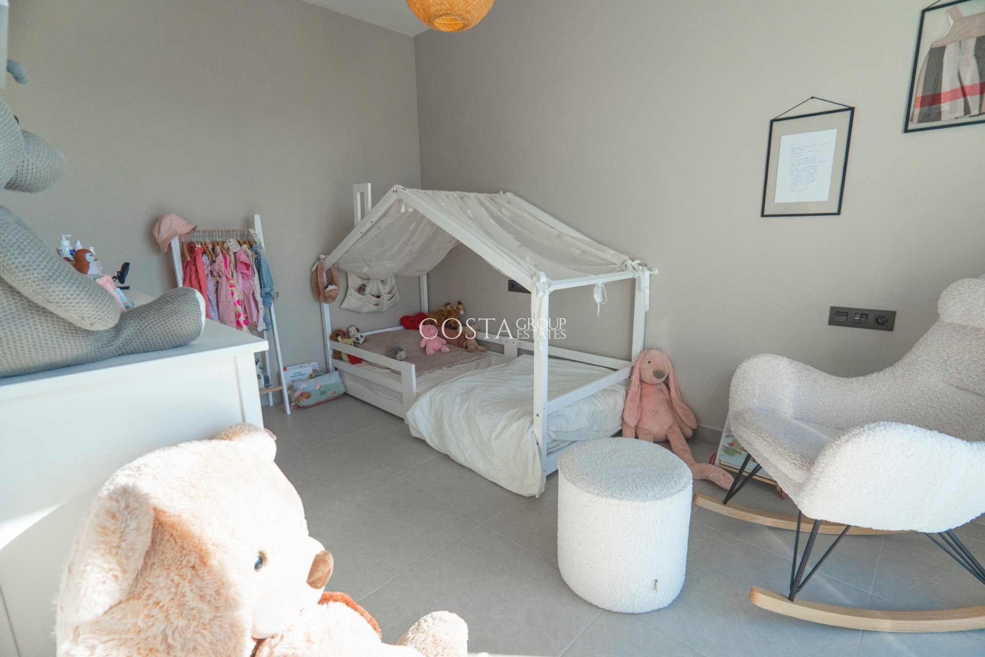 Resale - Villa -
Ciudad Quesada - town