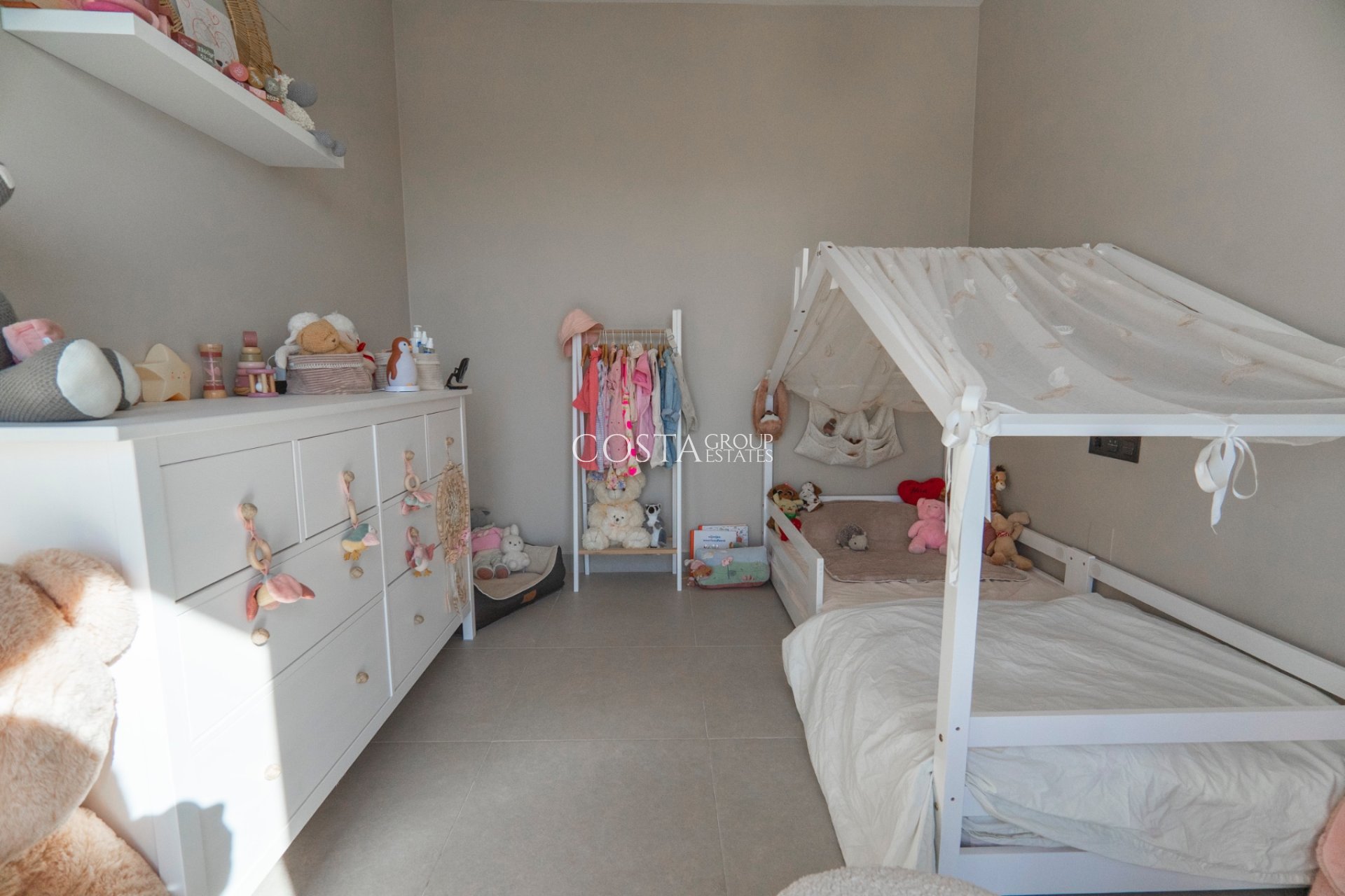 Resale - Villa -
Ciudad Quesada - town