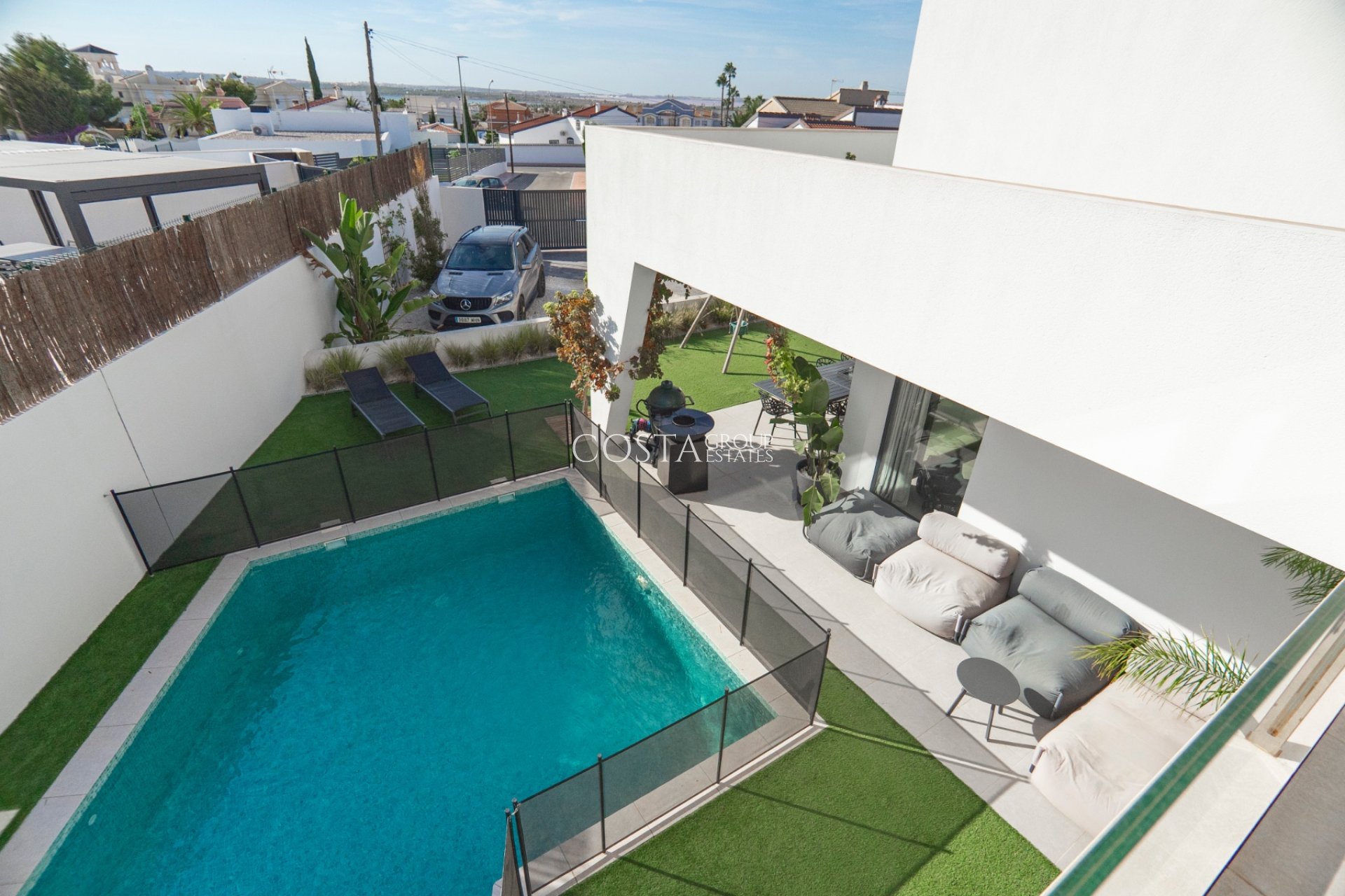 Resale - Villa -
Ciudad Quesada - town