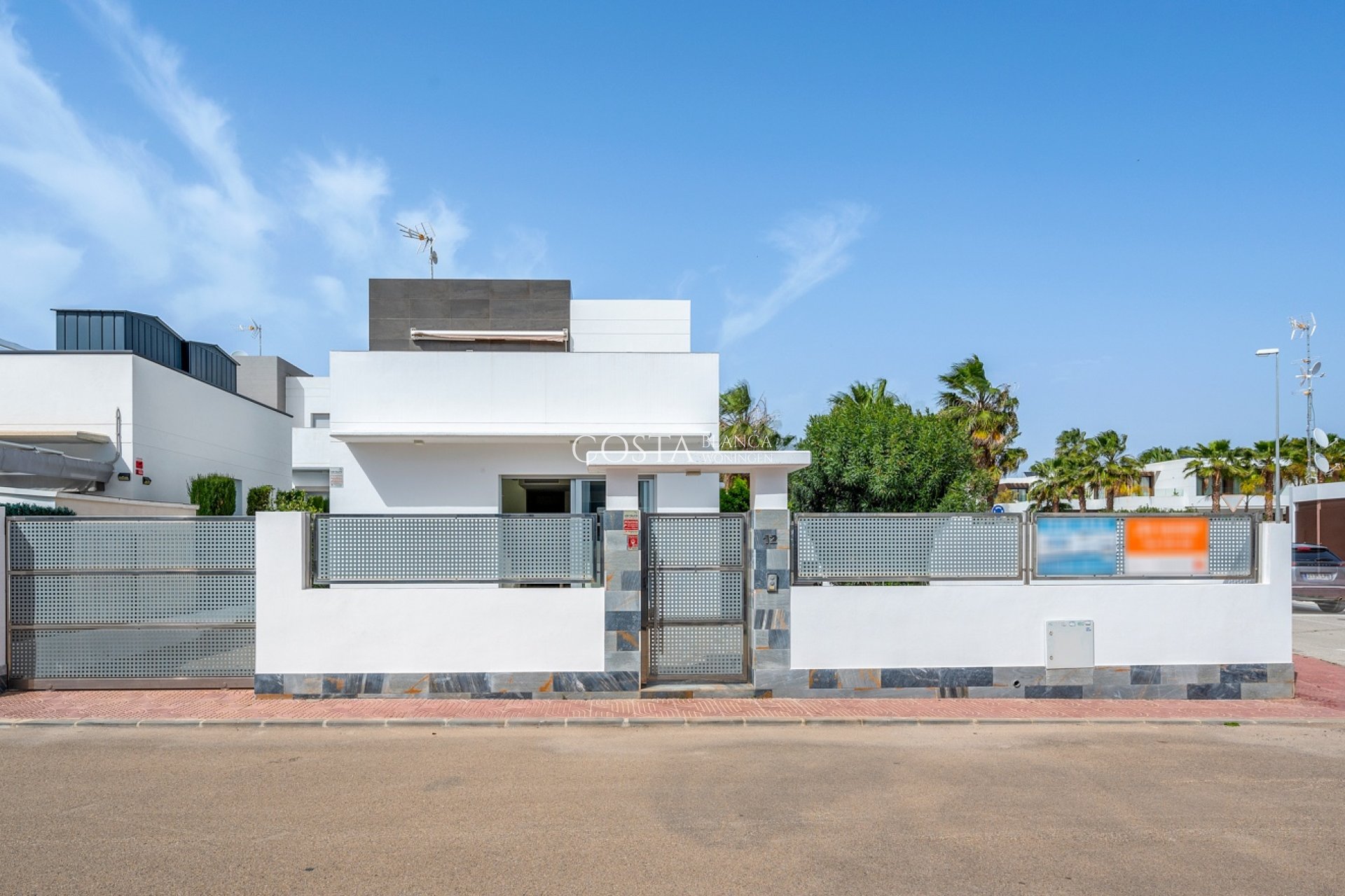 Resale - Villa -
Ciudad Quesada