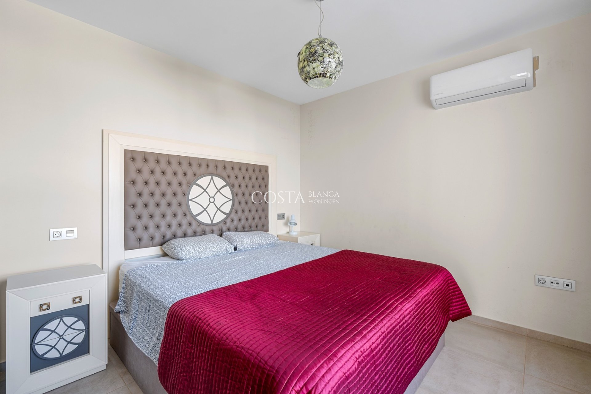 Resale - Villa -
Ciudad Quesada