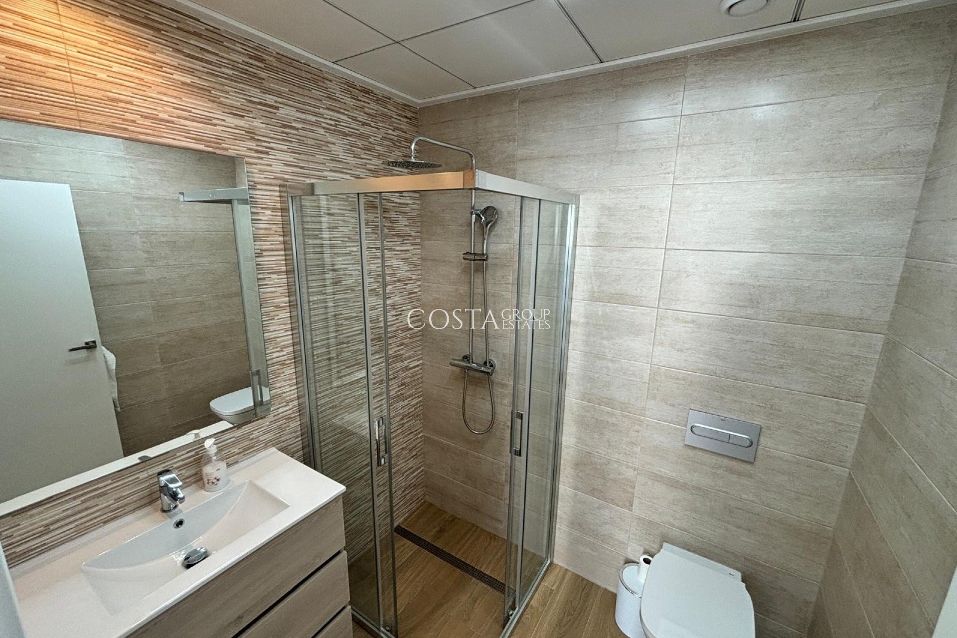 Resale - Villa -
Ciudad Quesada