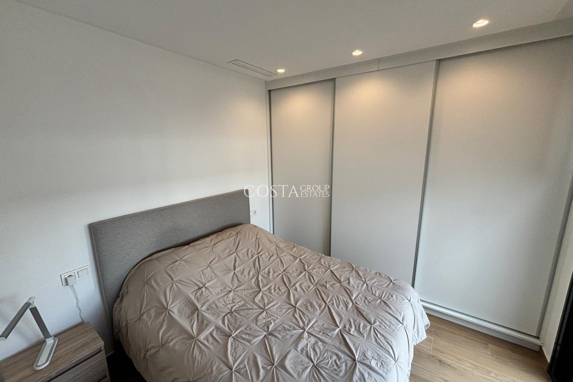 Resale - Villa -
Ciudad Quesada