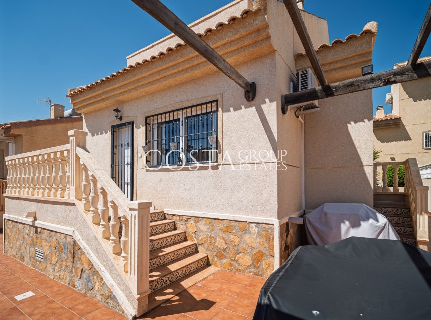 Resale - Villa -
Ciudad Quesada