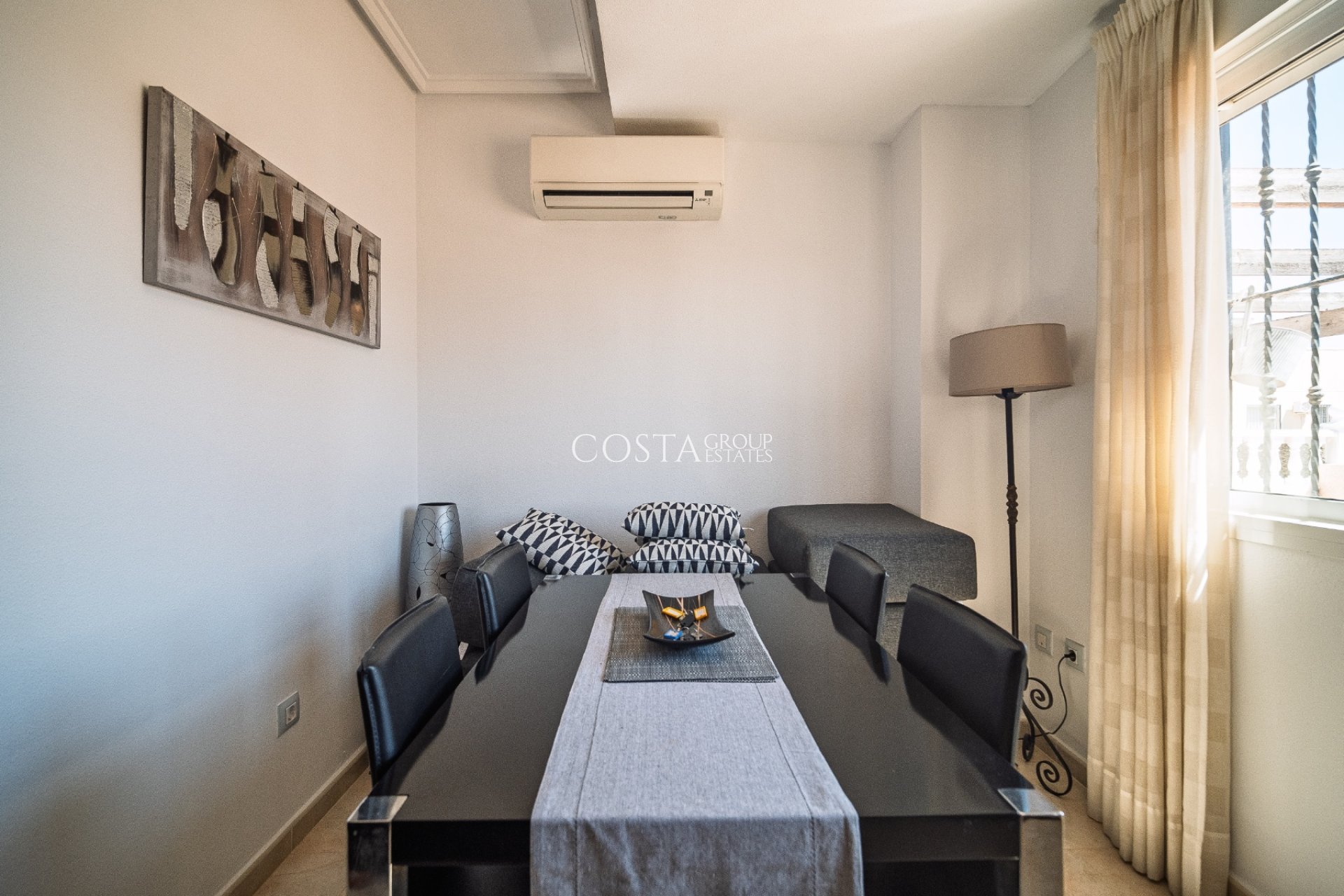 Resale - Villa -
Ciudad Quesada