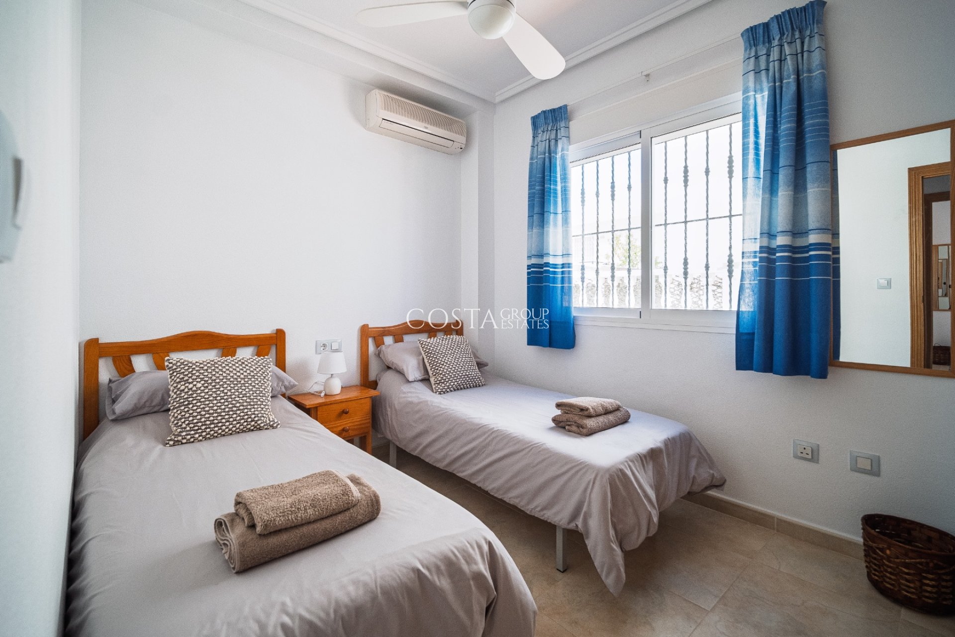 Resale - Villa -
Ciudad Quesada