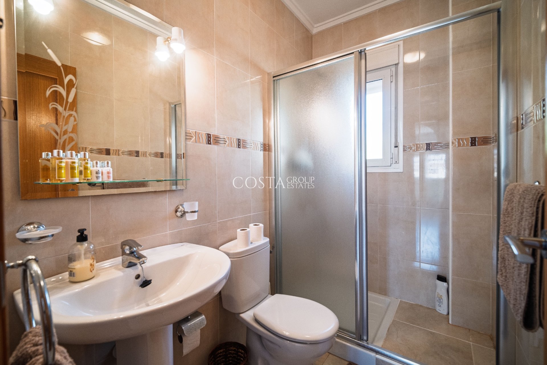 Resale - Villa -
Ciudad Quesada