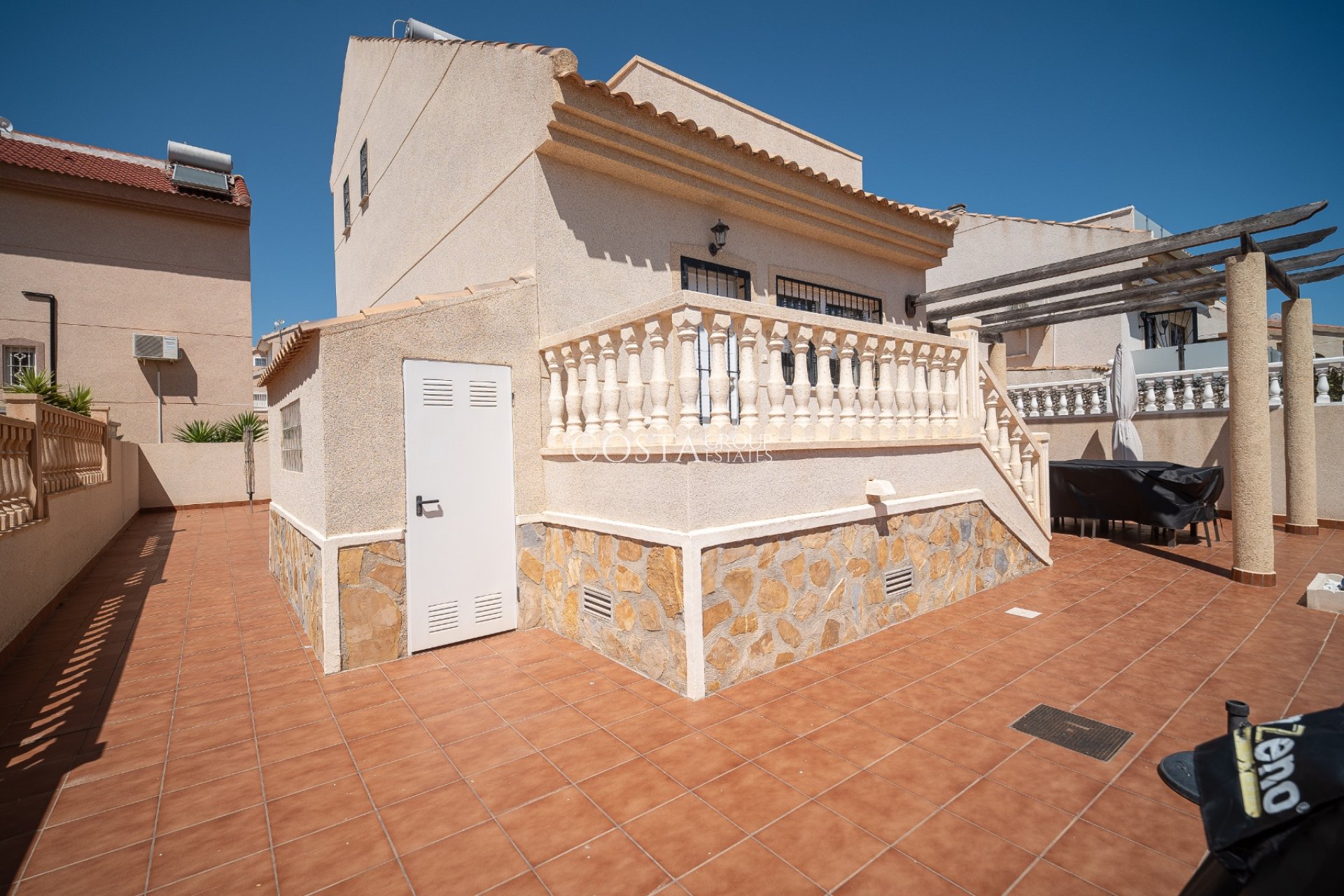 Resale - Villa -
Ciudad Quesada