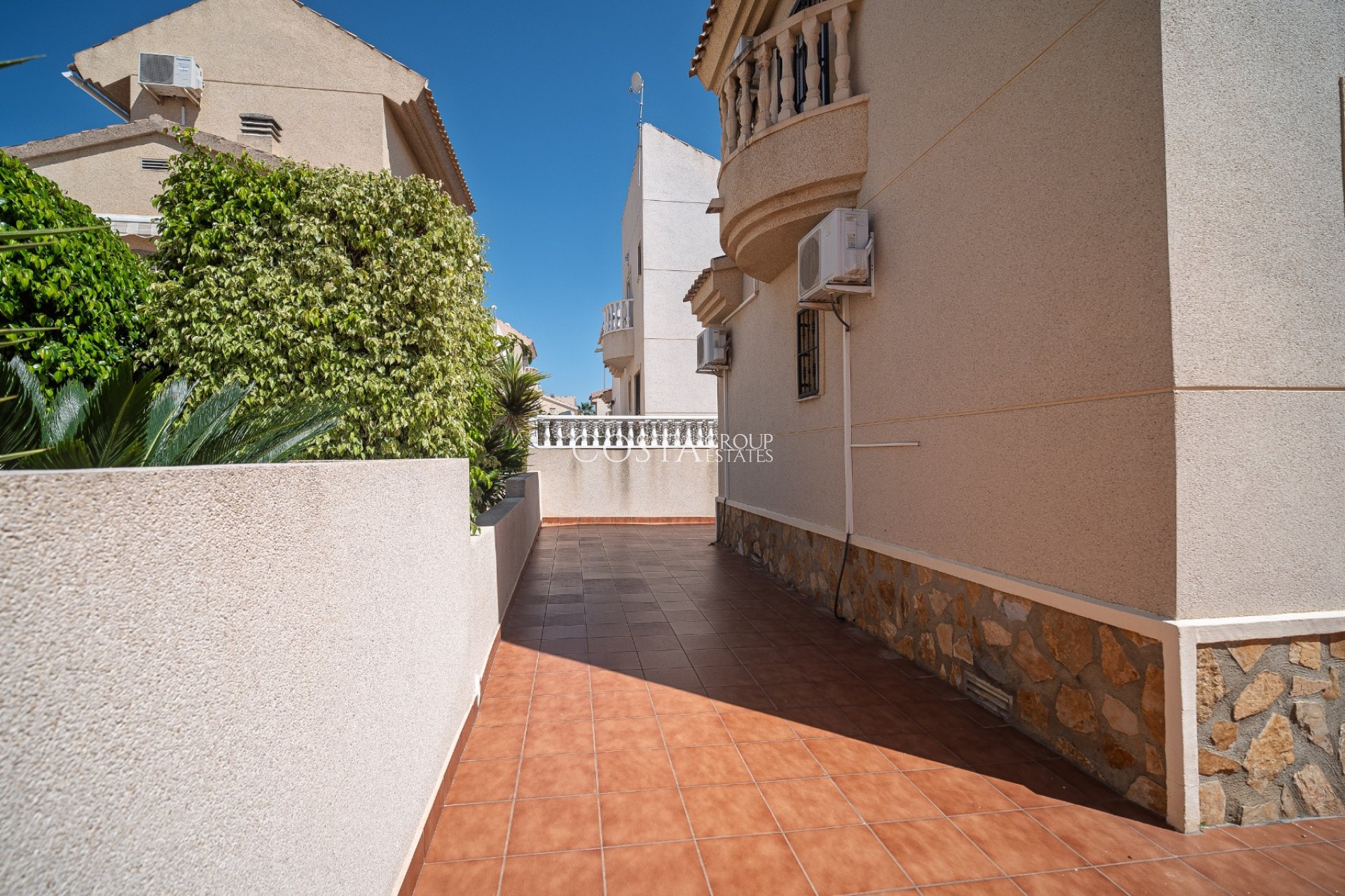 Resale - Villa -
Ciudad Quesada