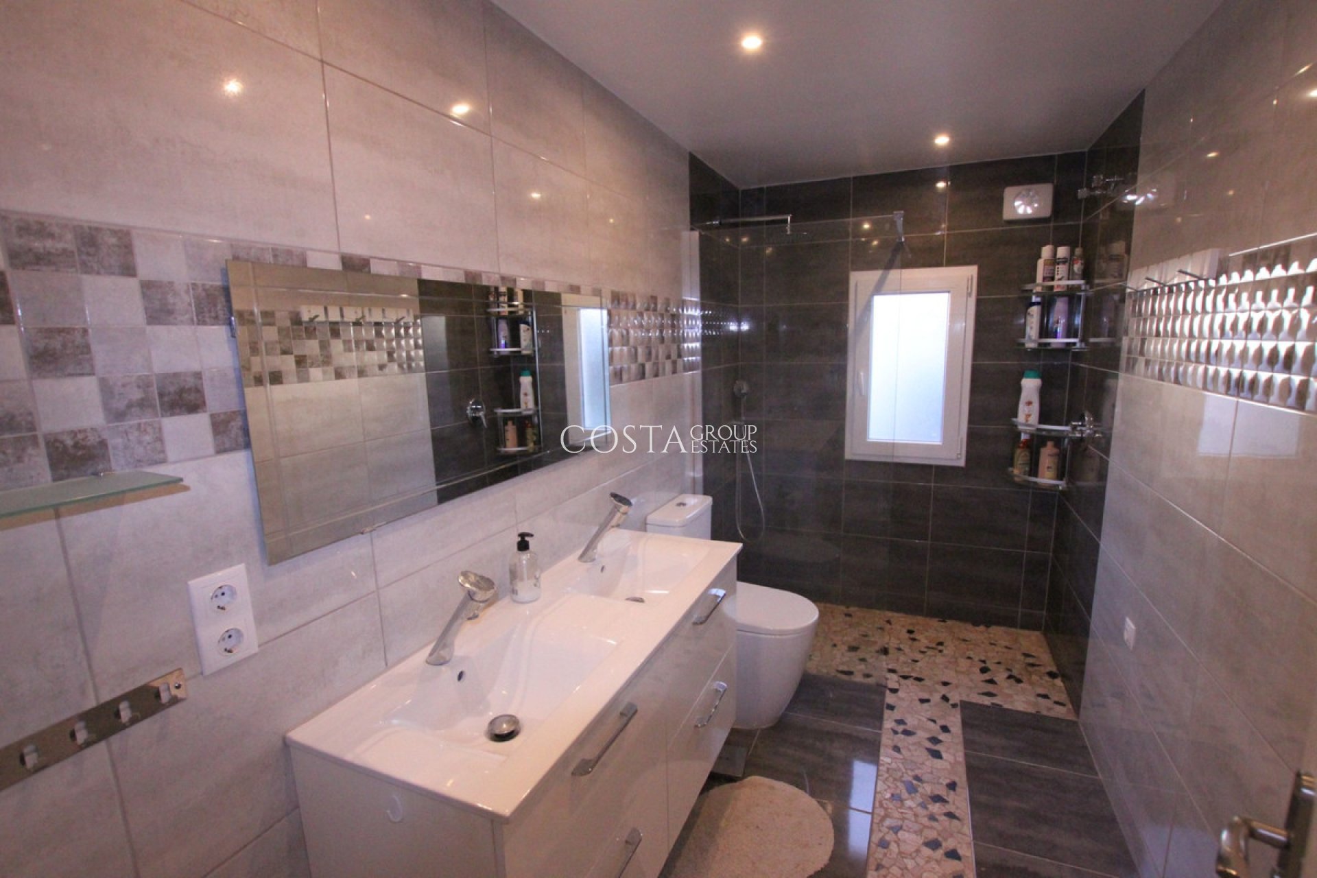 Resale - Villa -
Crevillente - Crevillent - Crevillente - Crevillent Centro