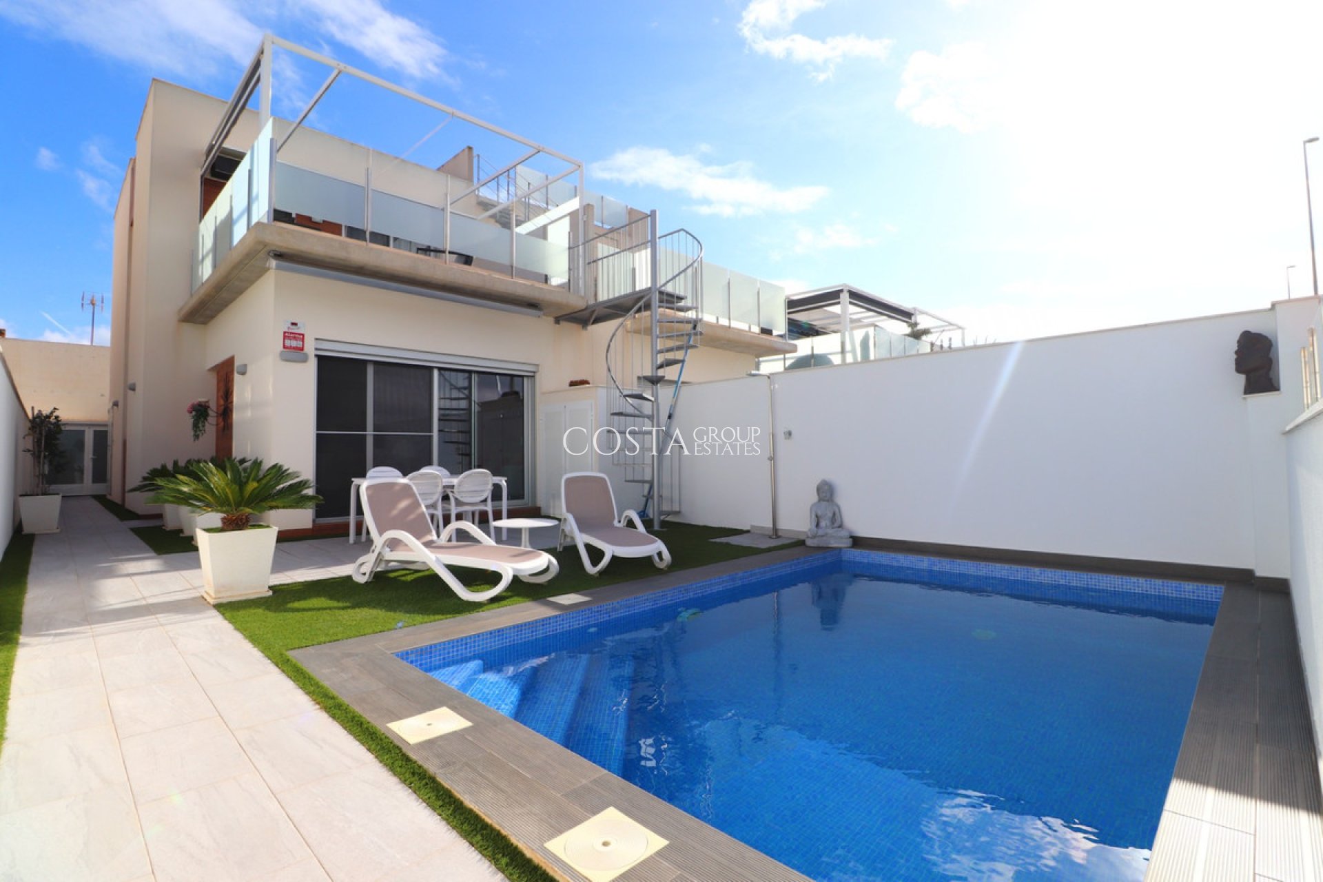 Resale - Villa -
Daya Vieja - Daya Vieja Centro