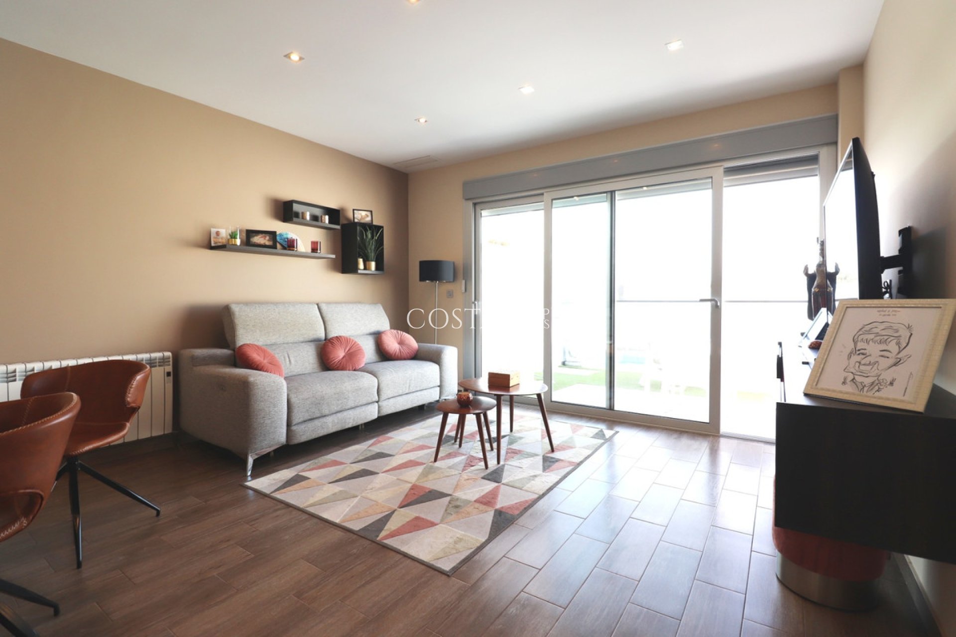 Resale - Villa -
Daya Vieja - Daya Vieja Centro