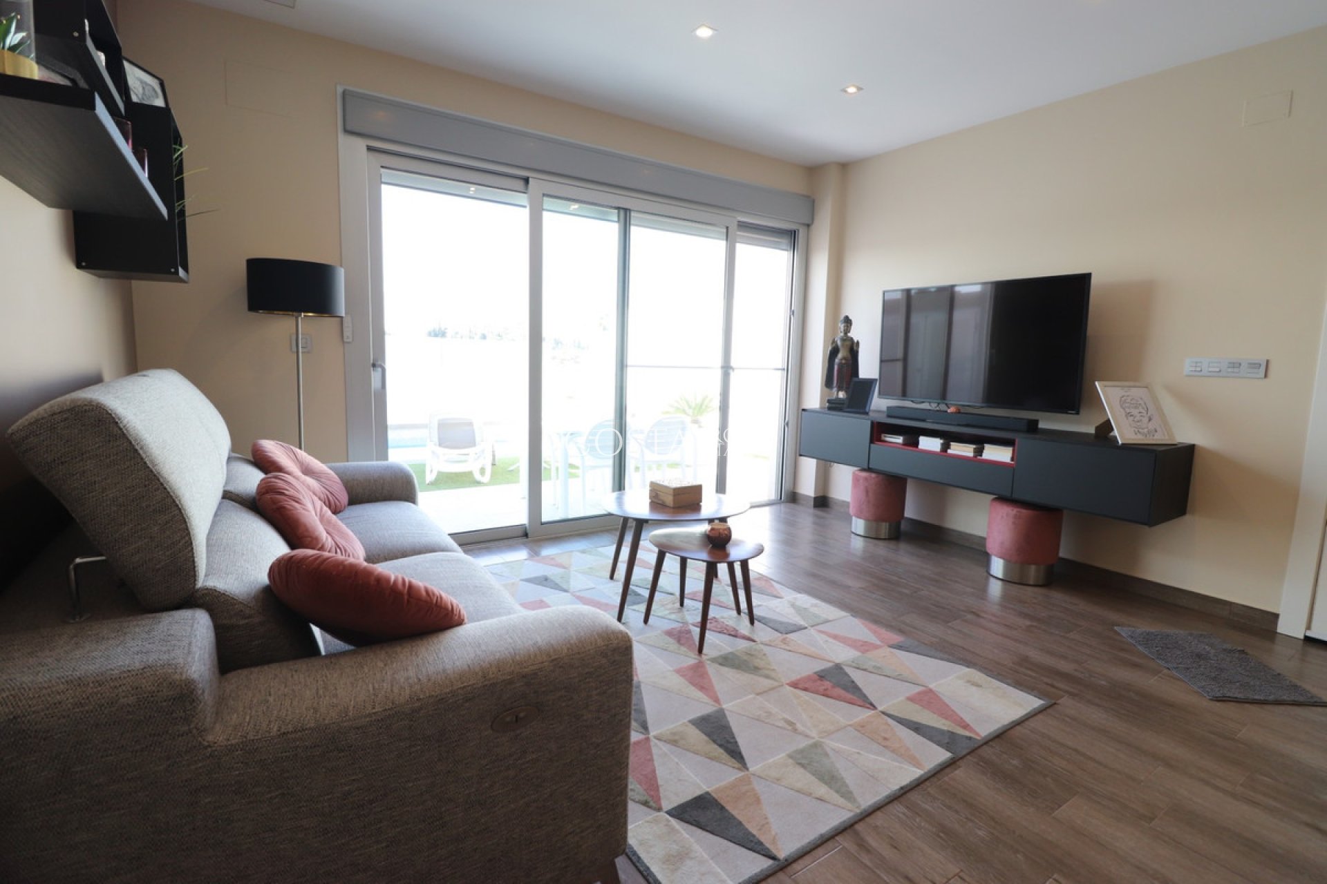 Resale - Villa -
Daya Vieja - Daya Vieja Centro