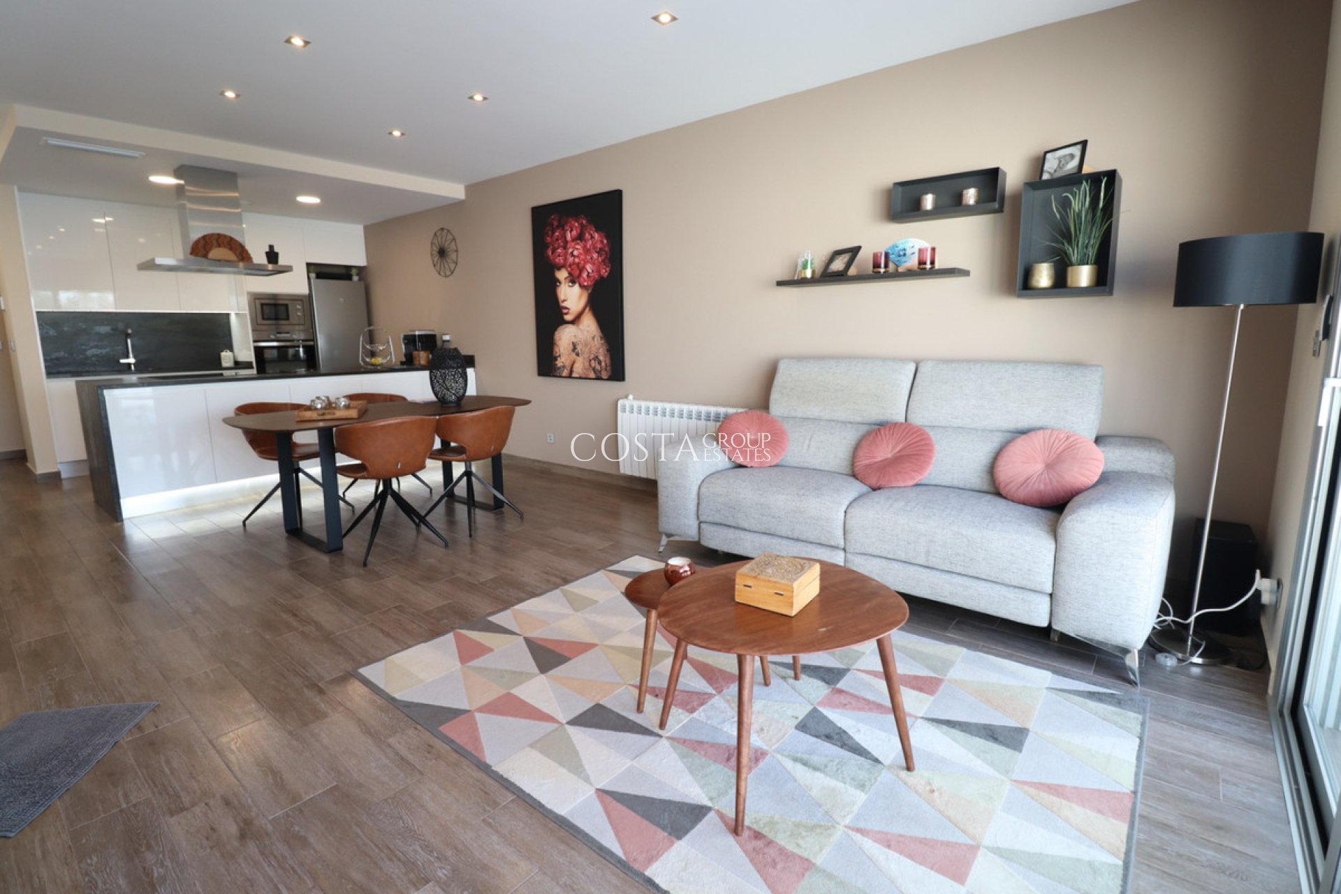 Resale - Villa -
Daya Vieja - Daya Vieja Centro