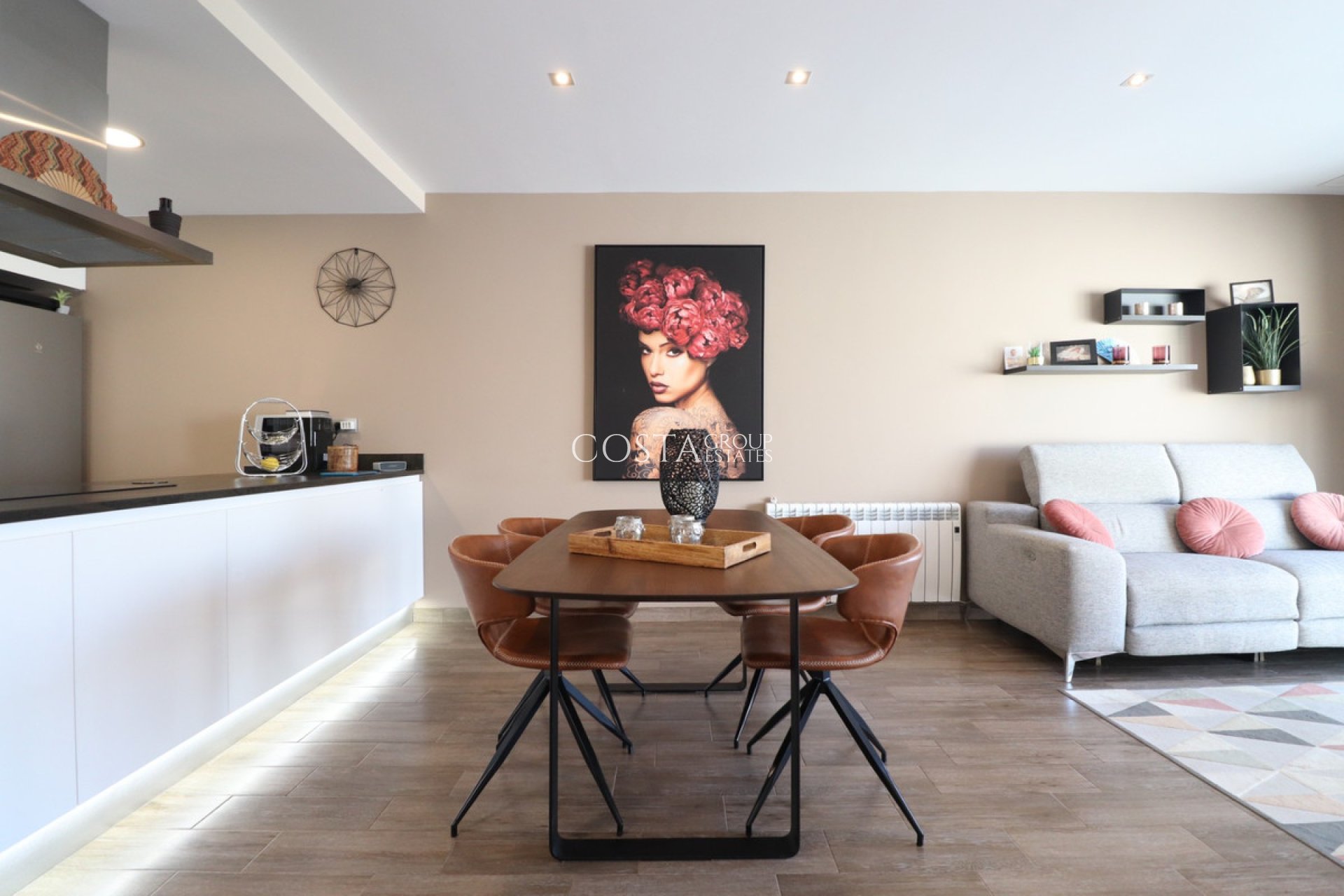 Resale - Villa -
Daya Vieja - Daya Vieja Centro