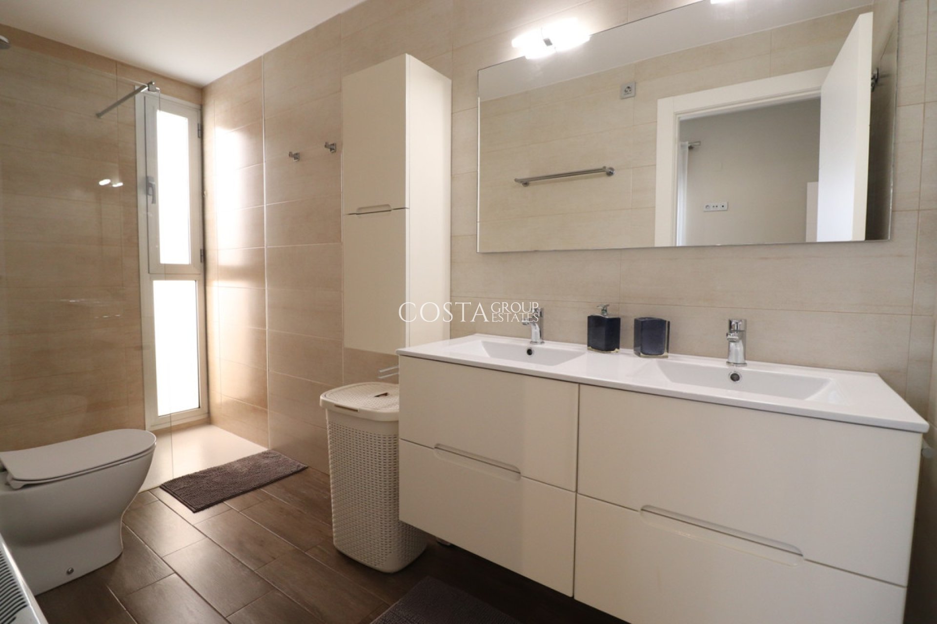 Resale - Villa -
Daya Vieja - Daya Vieja Centro