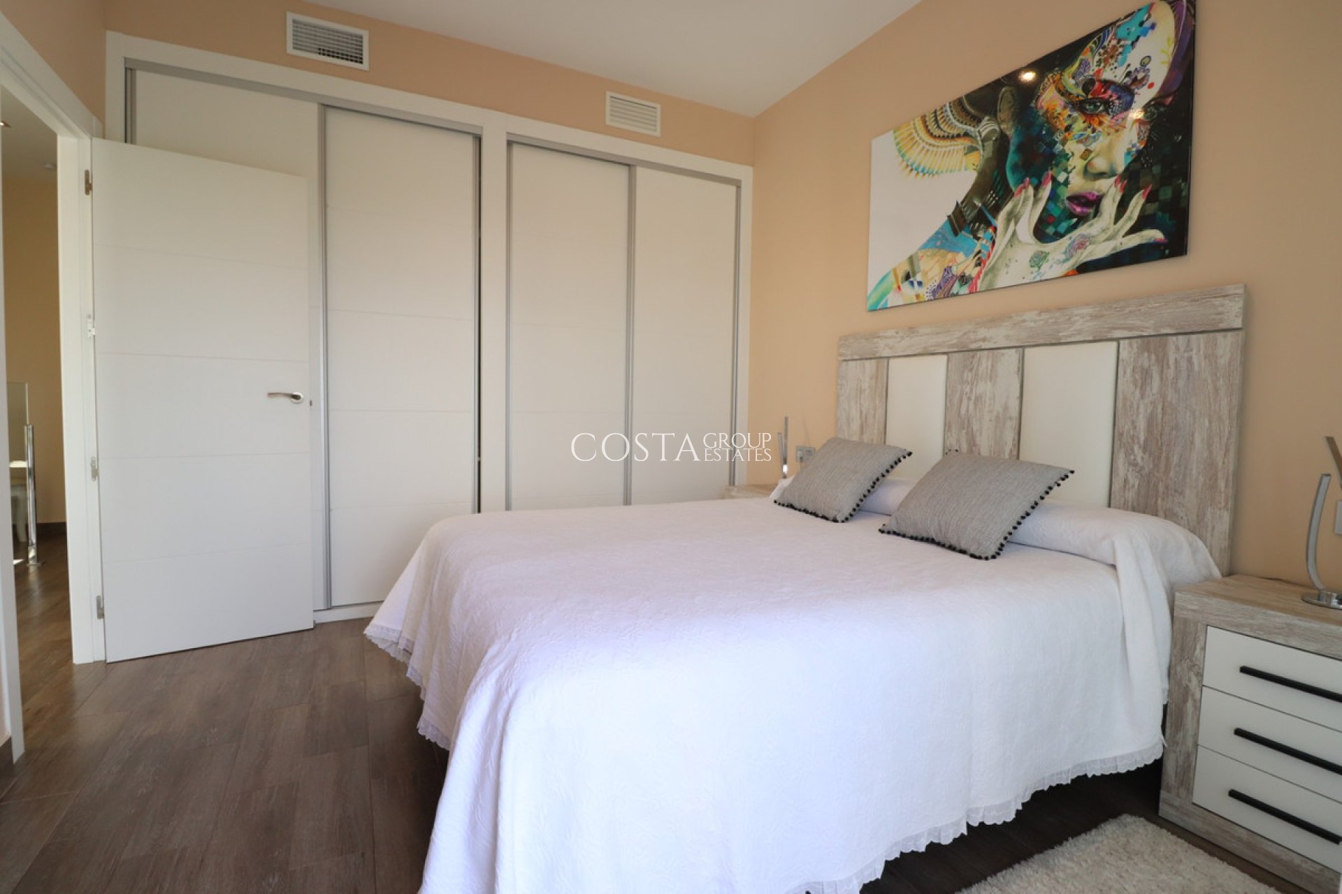 Resale - Villa -
Daya Vieja - Daya Vieja Centro