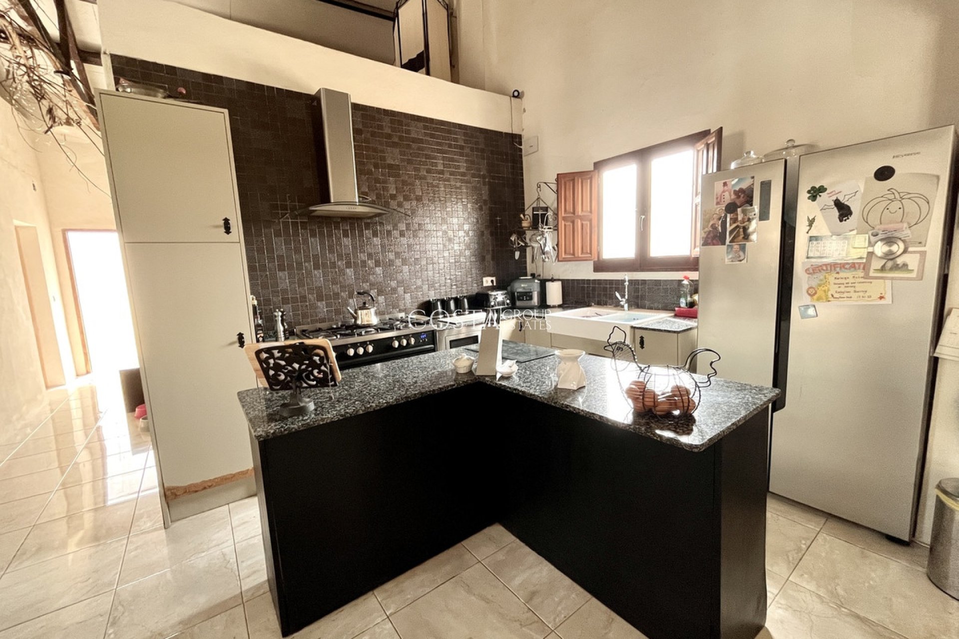 Resale - Villa -
Dolores - Dolores Centro