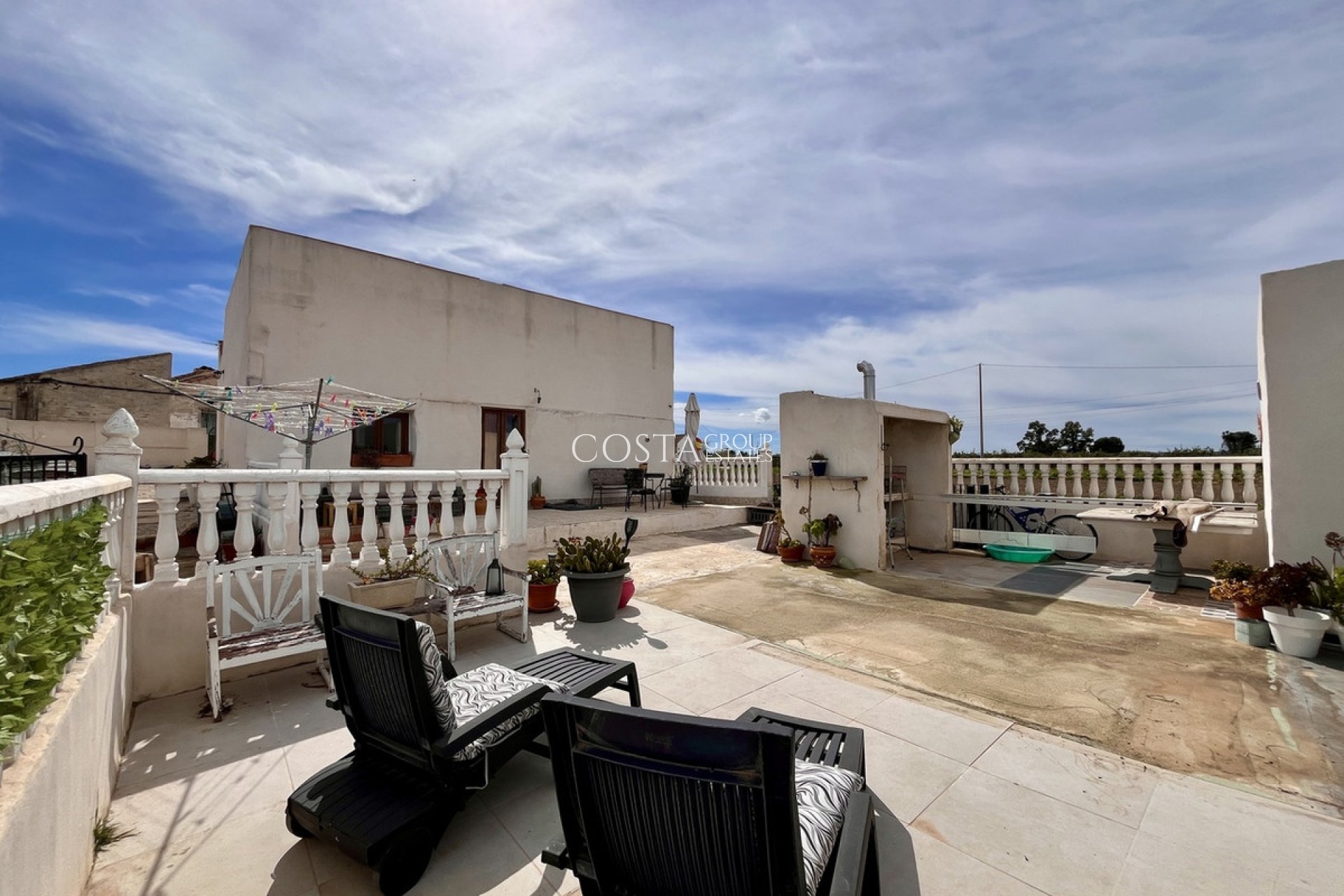 Resale - Villa -
Dolores - Dolores Centro