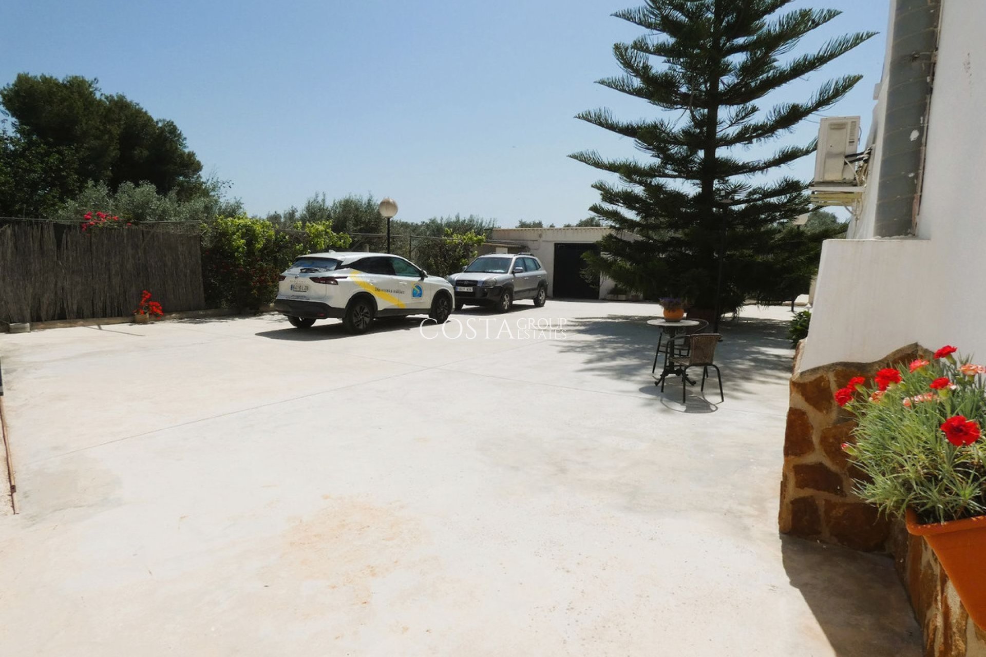 Resale - Villa -
Dolores - Dolores Centro