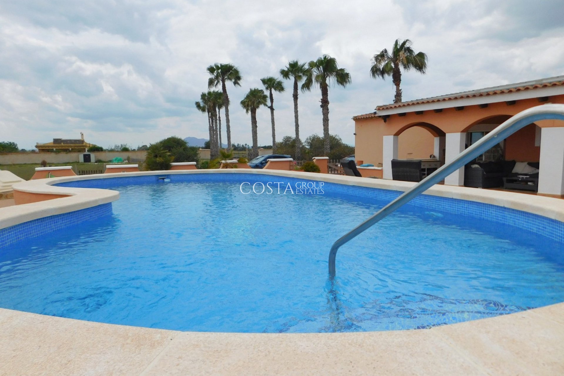 Resale - Villa -
Dolores - Dolores Centro