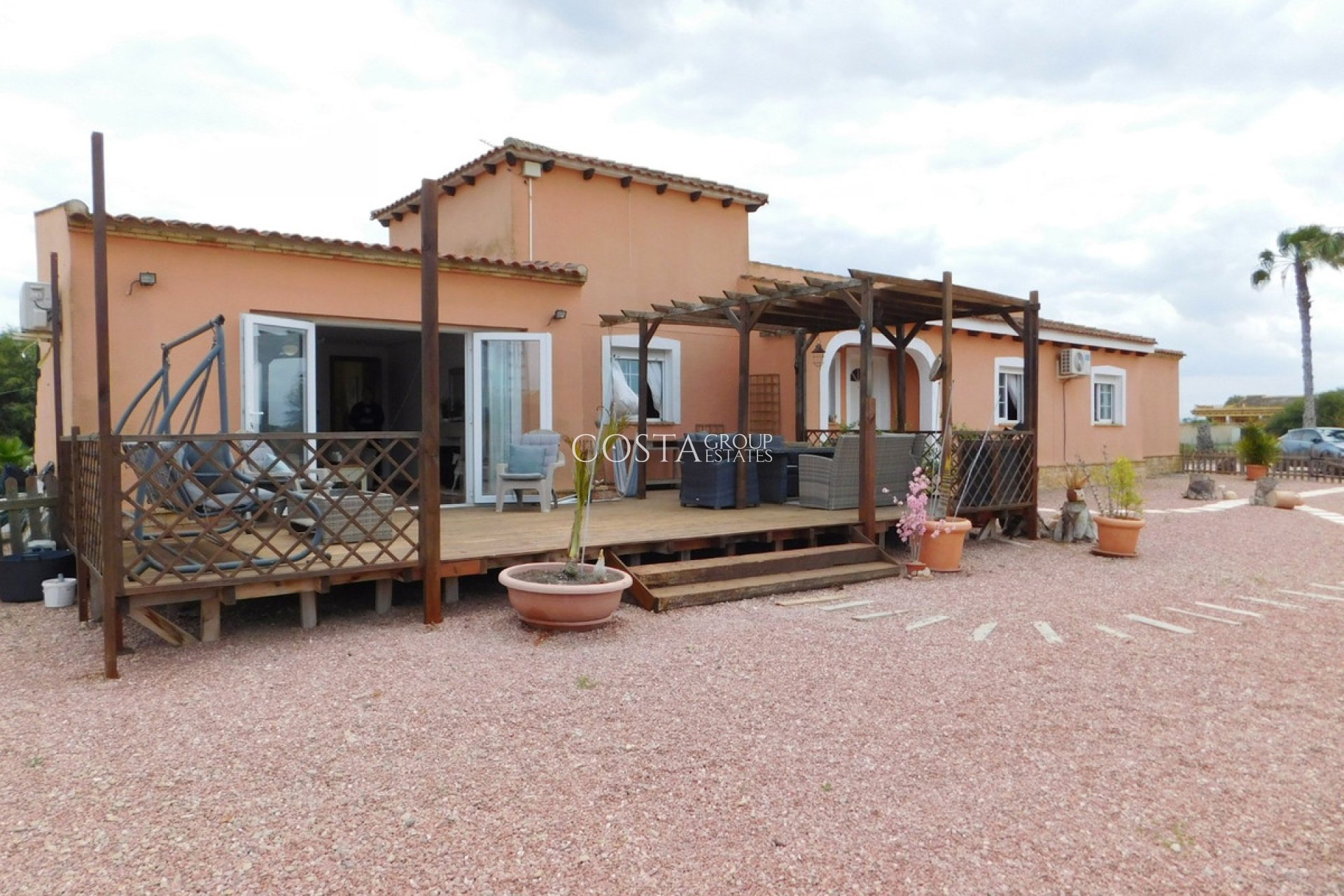 Resale - Villa -
Dolores - Dolores Centro