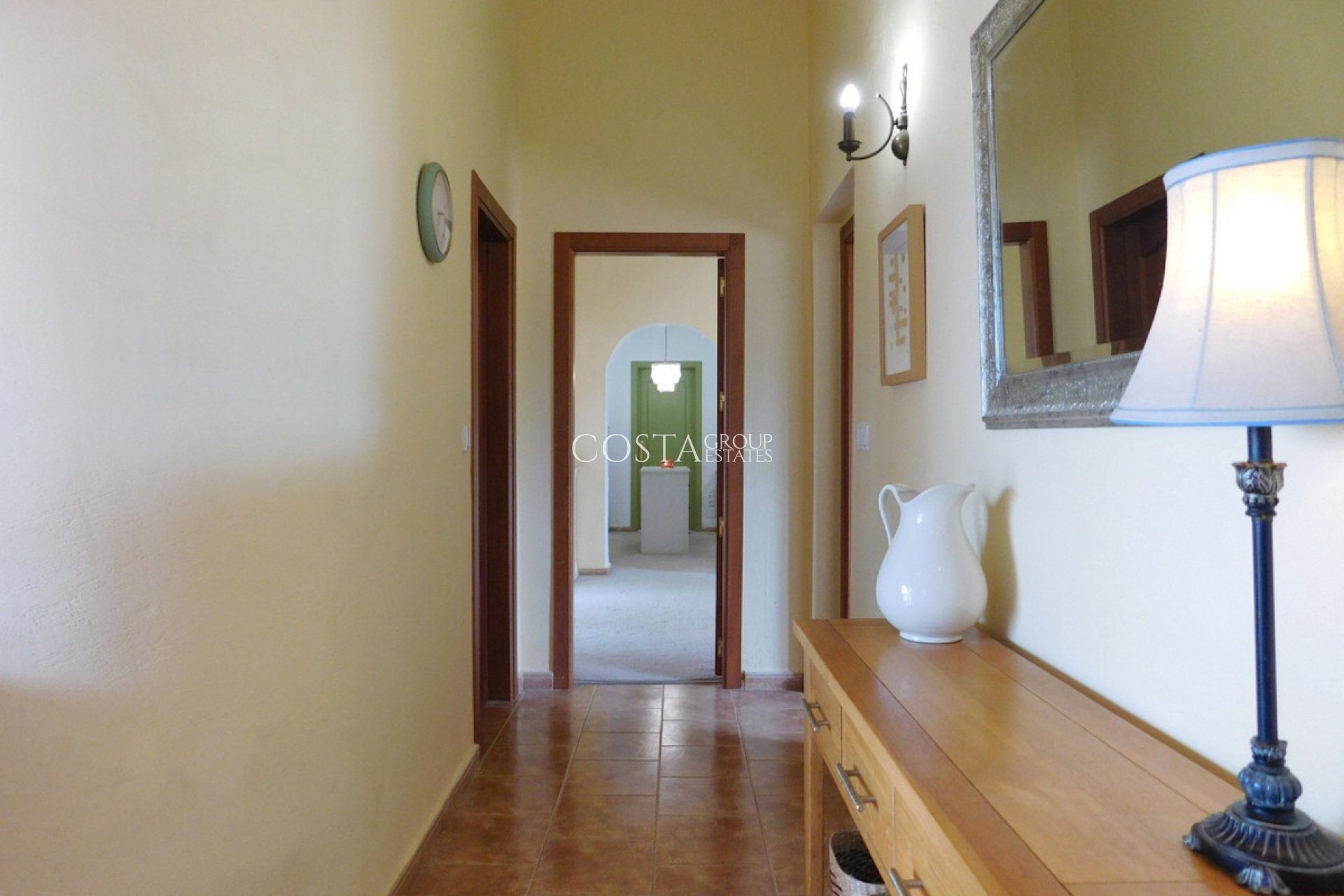 Resale - Villa -
Dolores - Dolores Centro