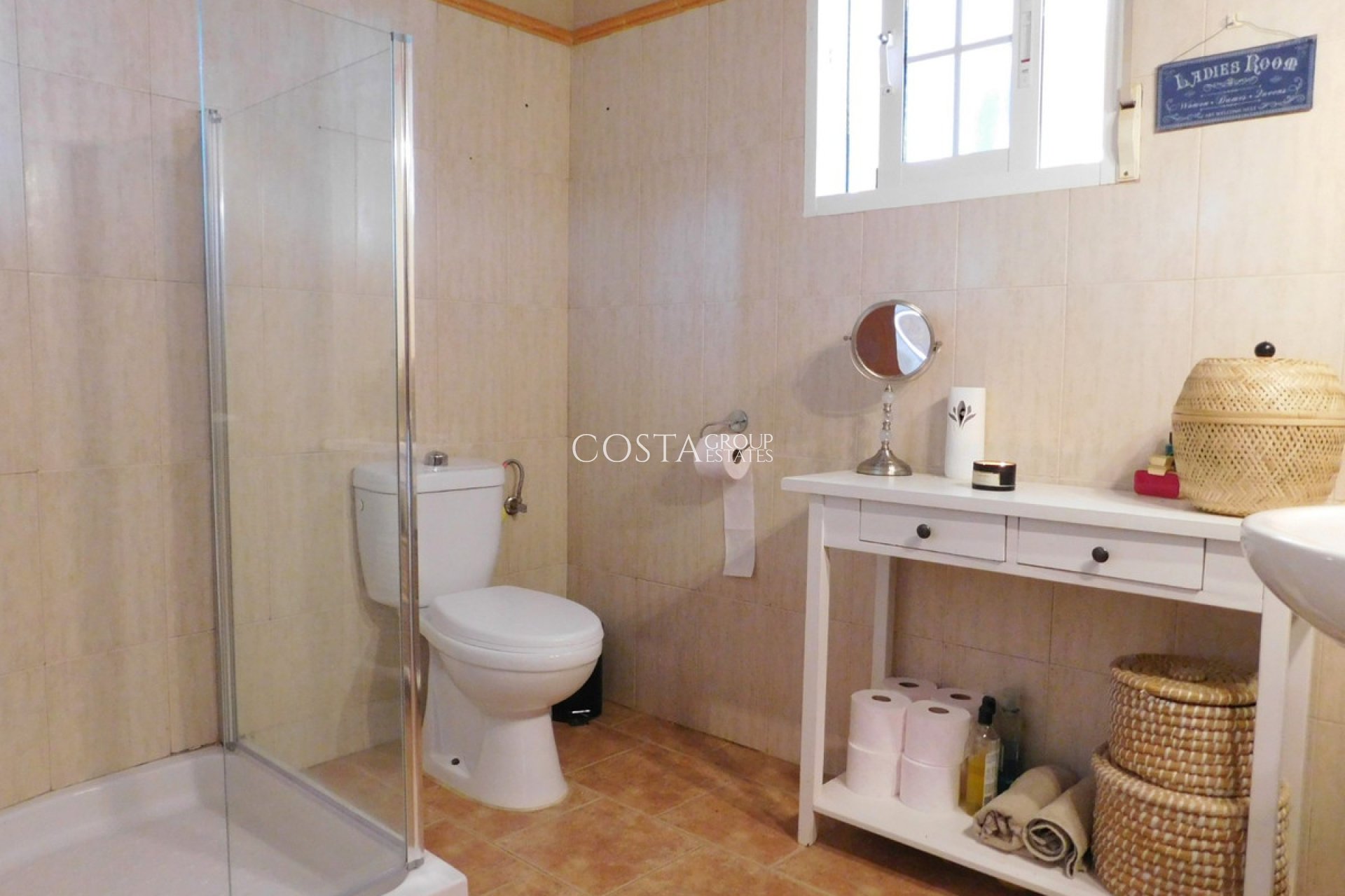 Resale - Villa -
Dolores - Dolores Centro