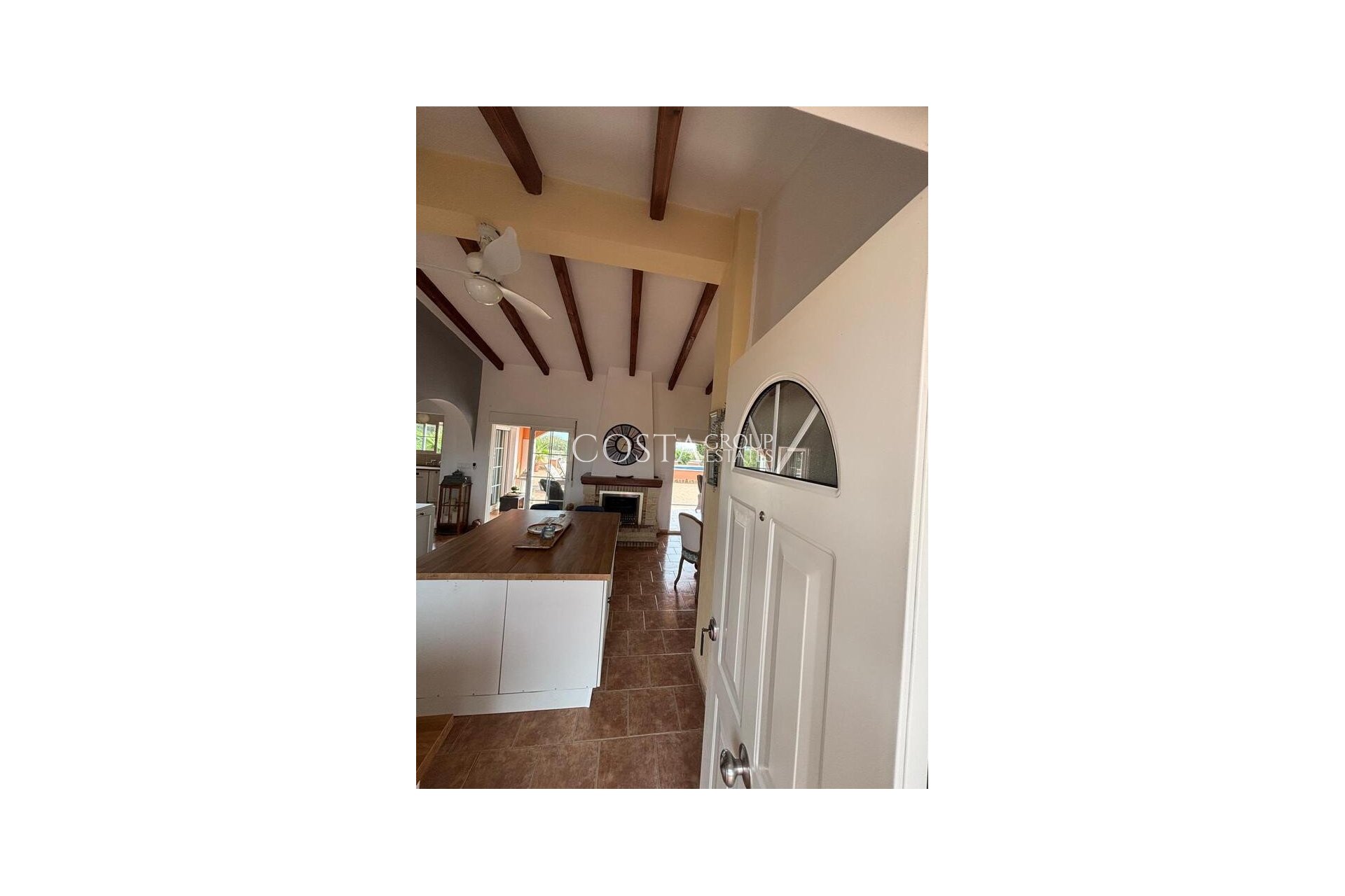 Resale - Villa -
Dolores - Dolores Centro