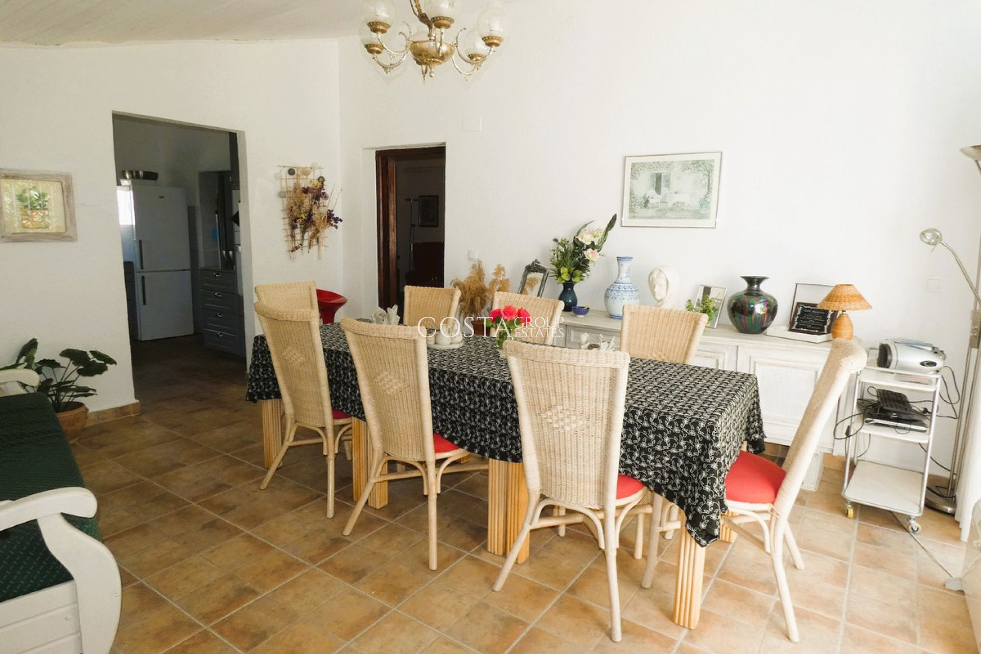 Resale - Villa -
Dolores - Dolores Centro