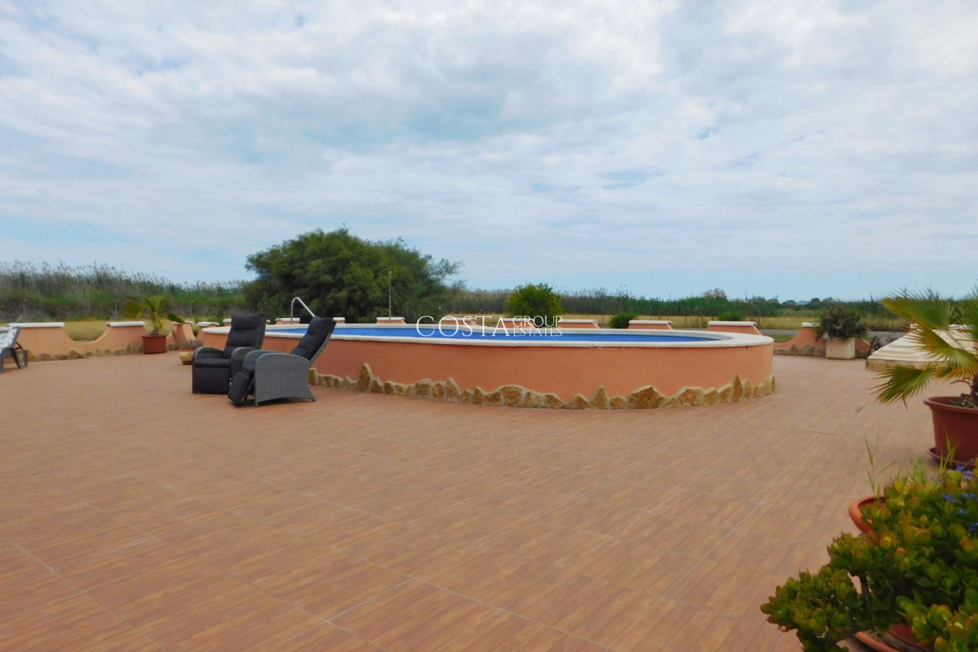 Resale - Villa -
Dolores - Dolores Centro