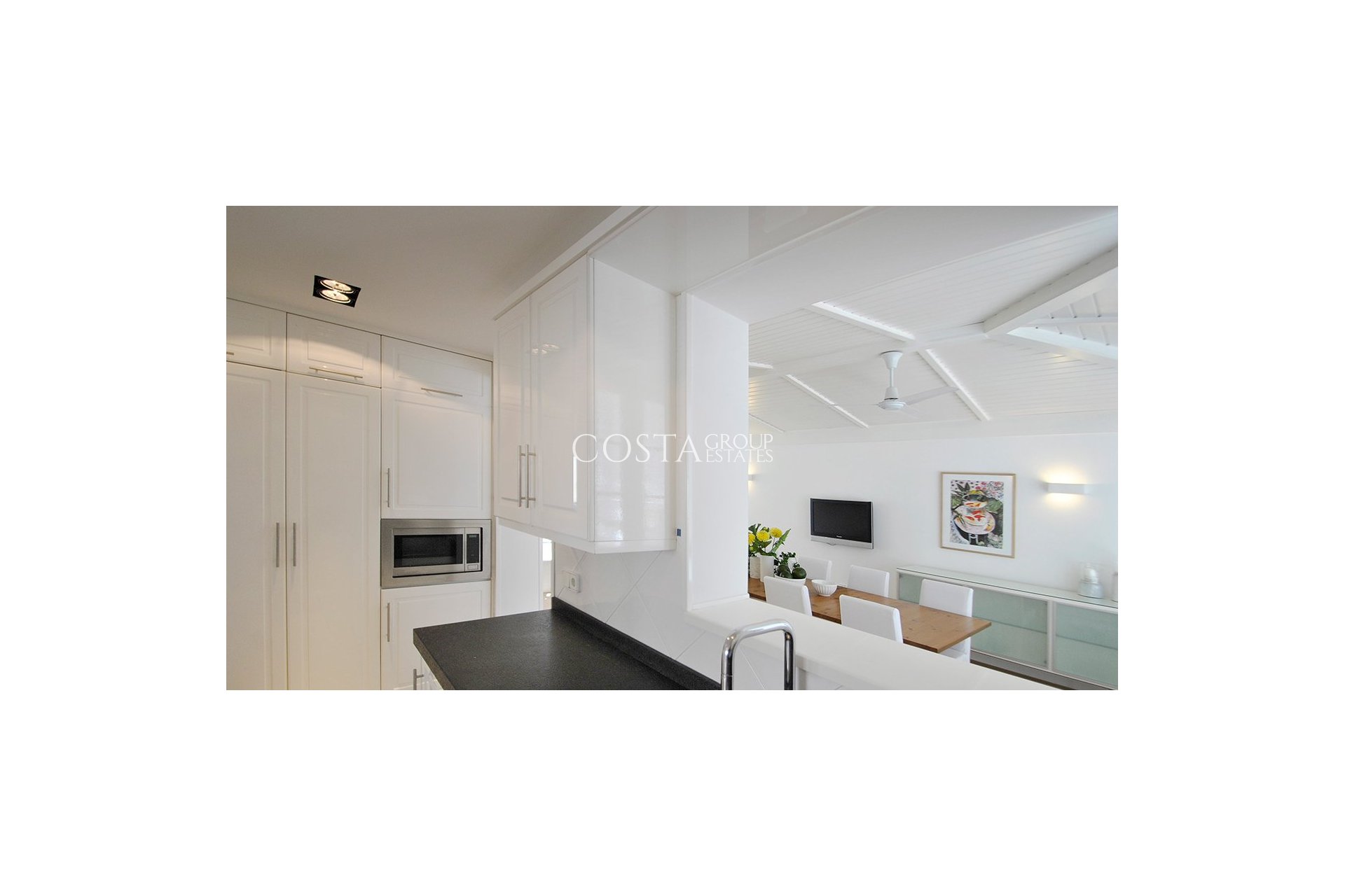 Resale - Villa -
Elche - La Marina