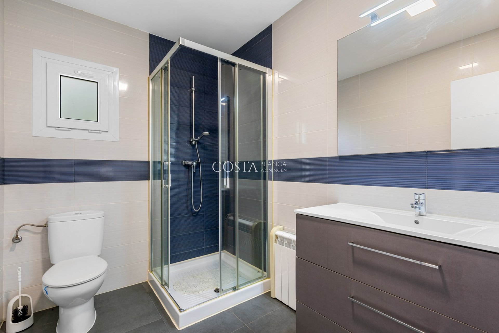 Resale - Villa -
Elche Pedanías - Las Bayas